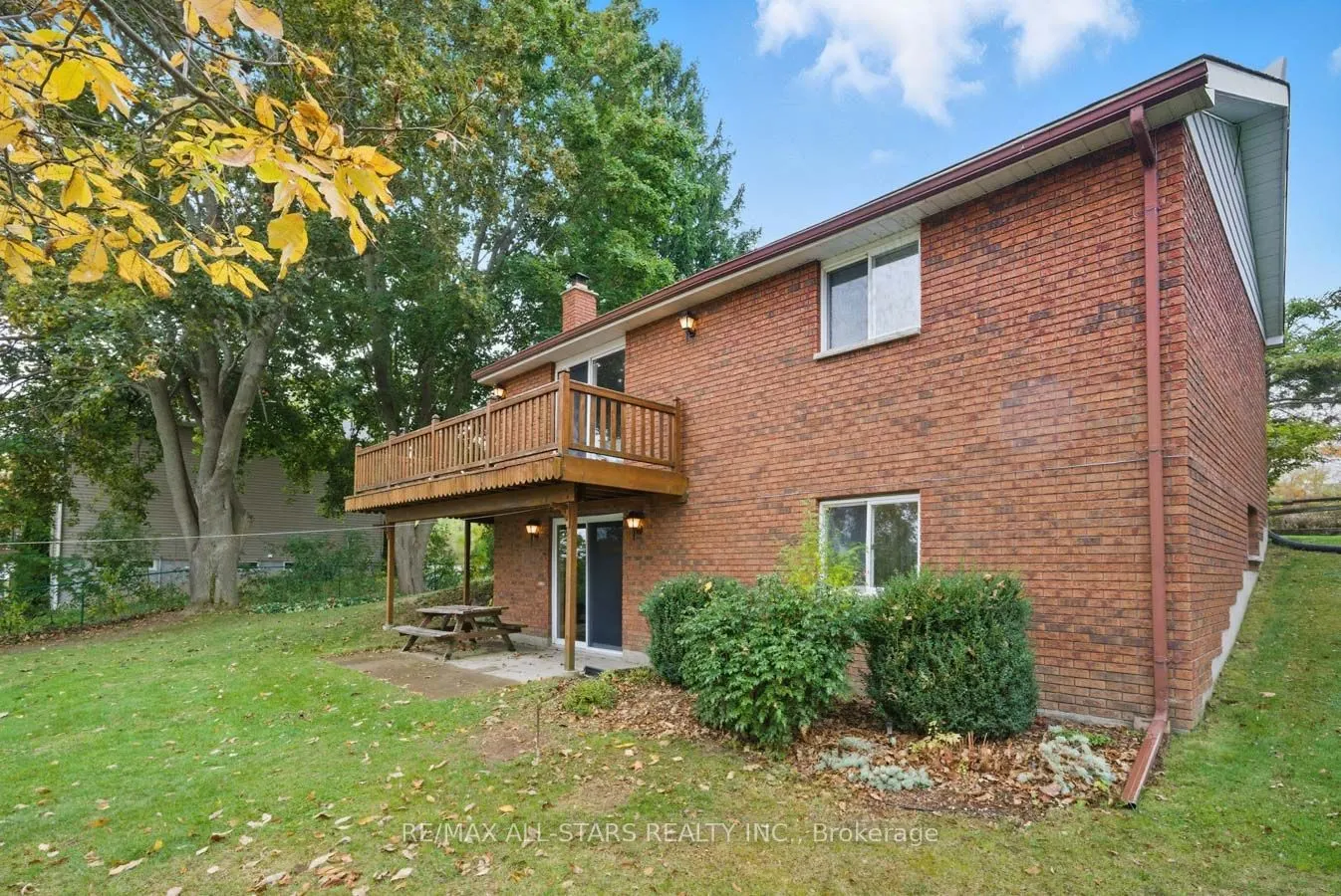94 Plum Point Lane