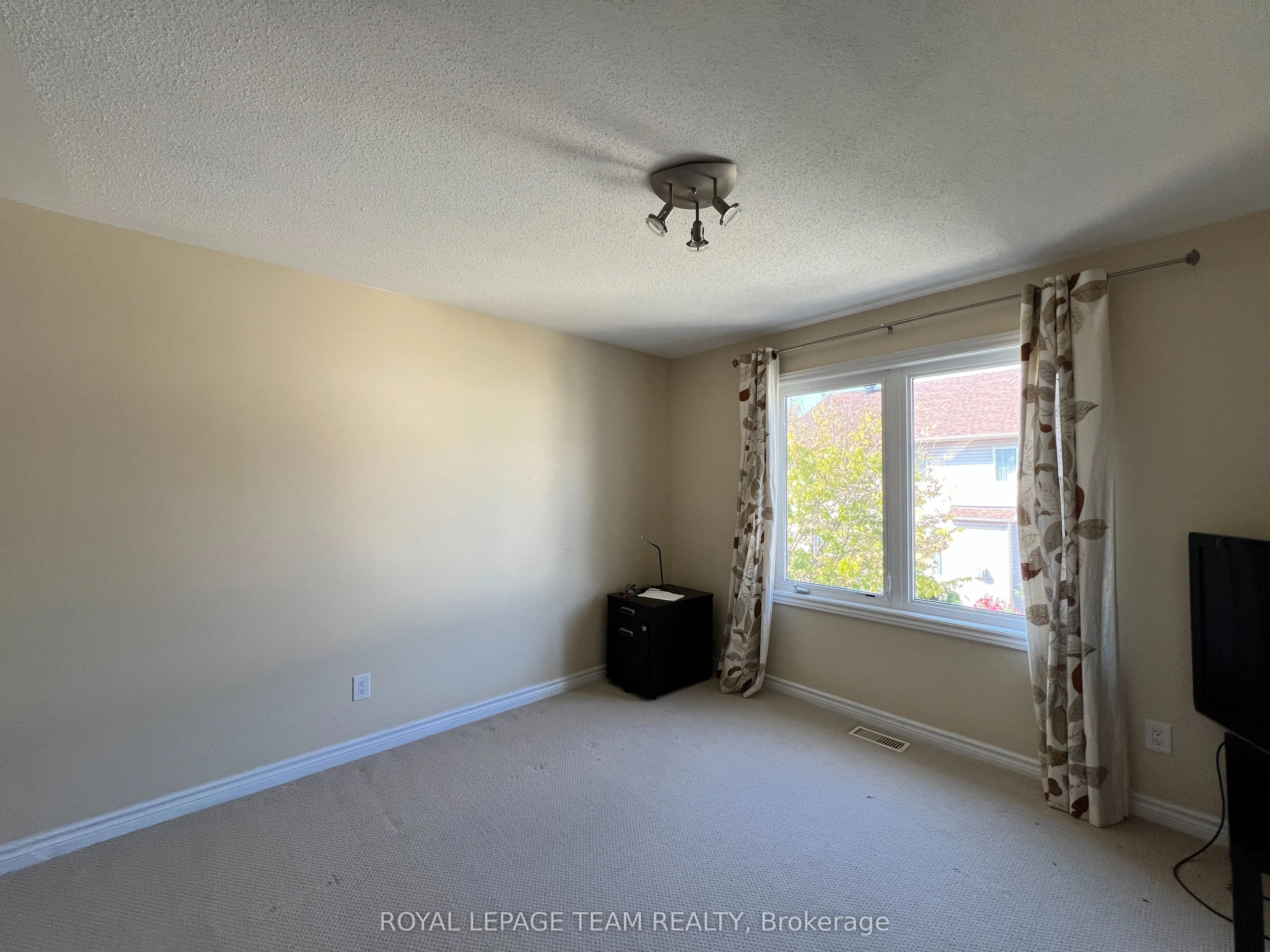 129 TAPESTRY Drive