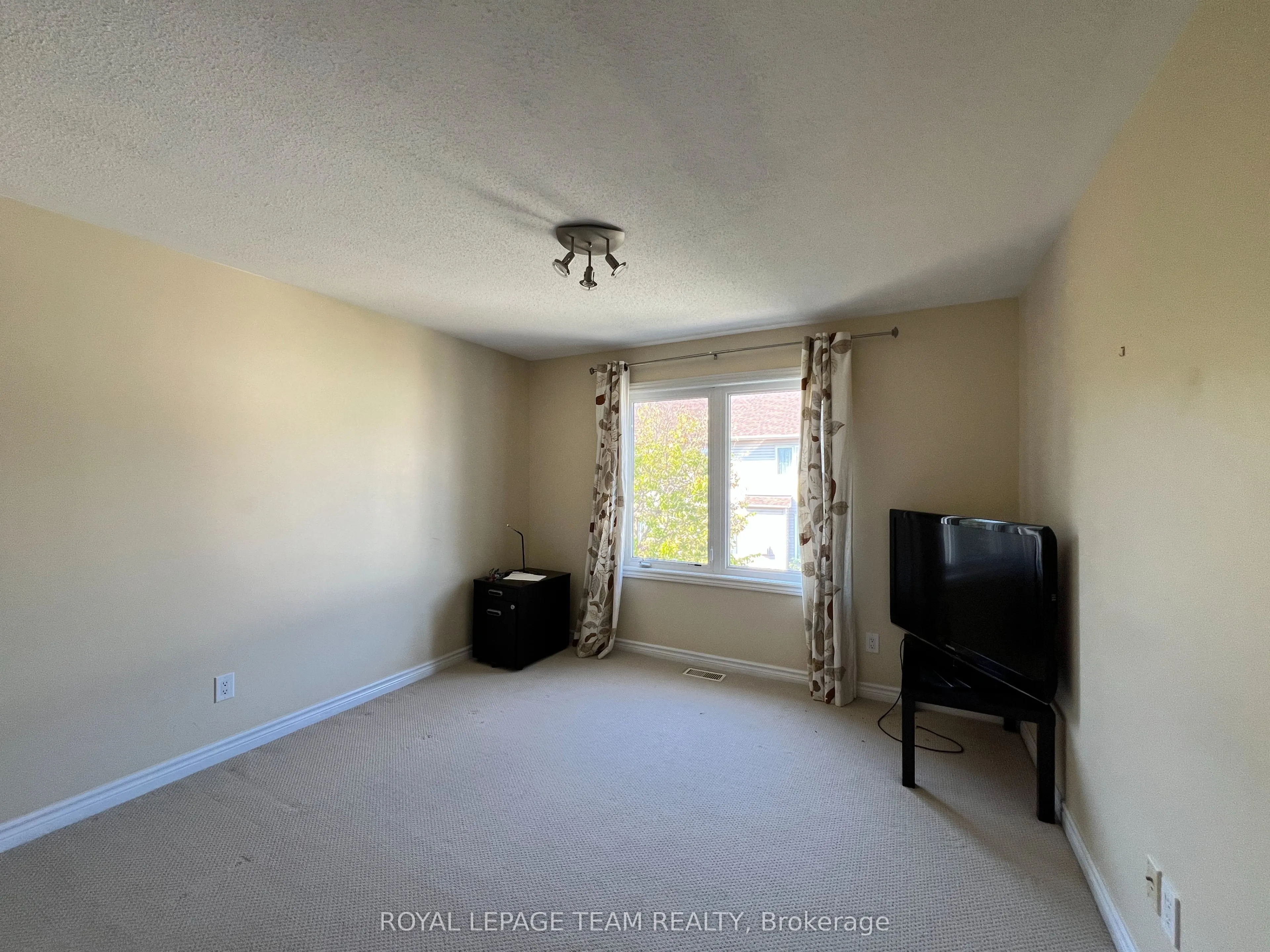 129 TAPESTRY Drive