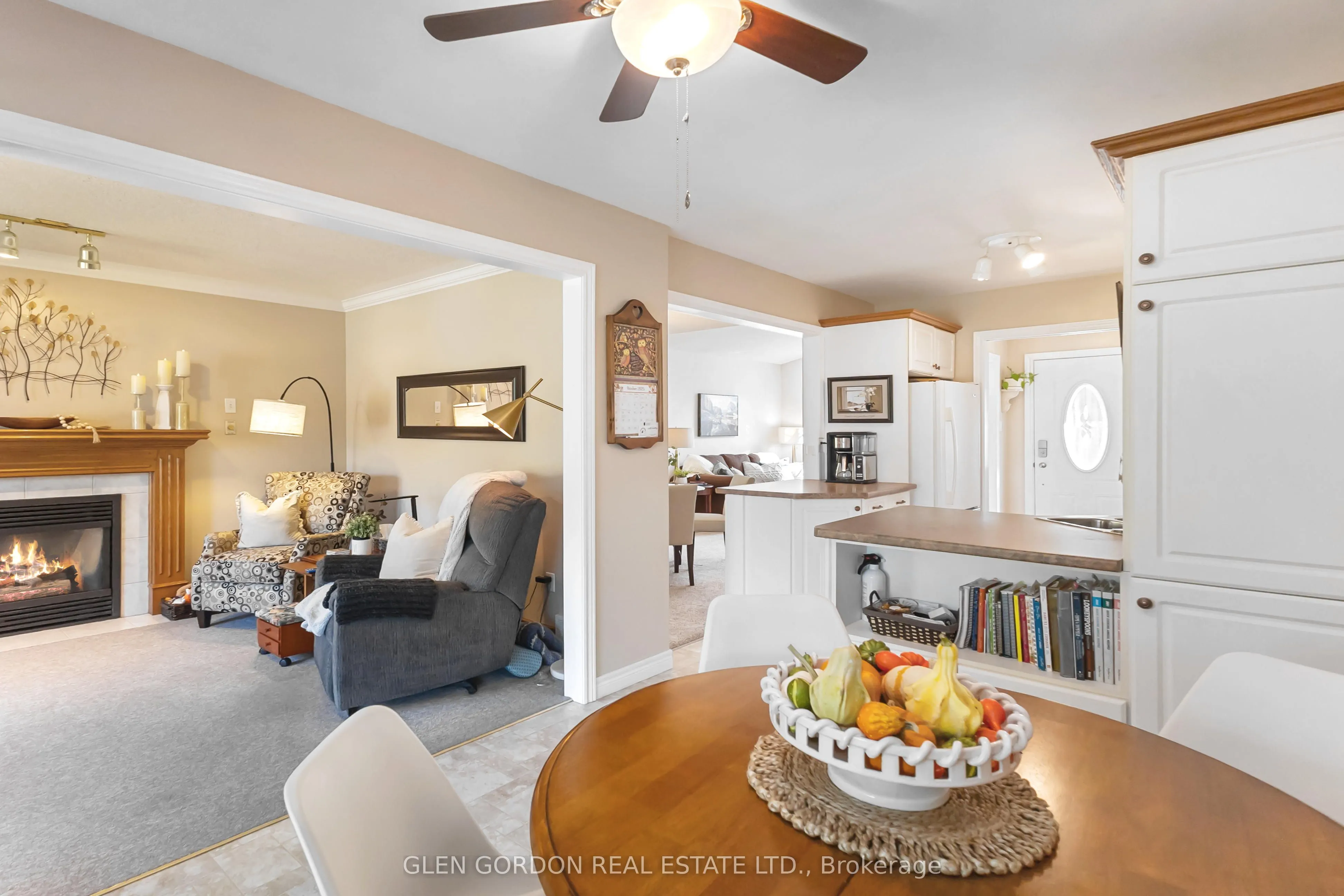 71 Parkview Crescent