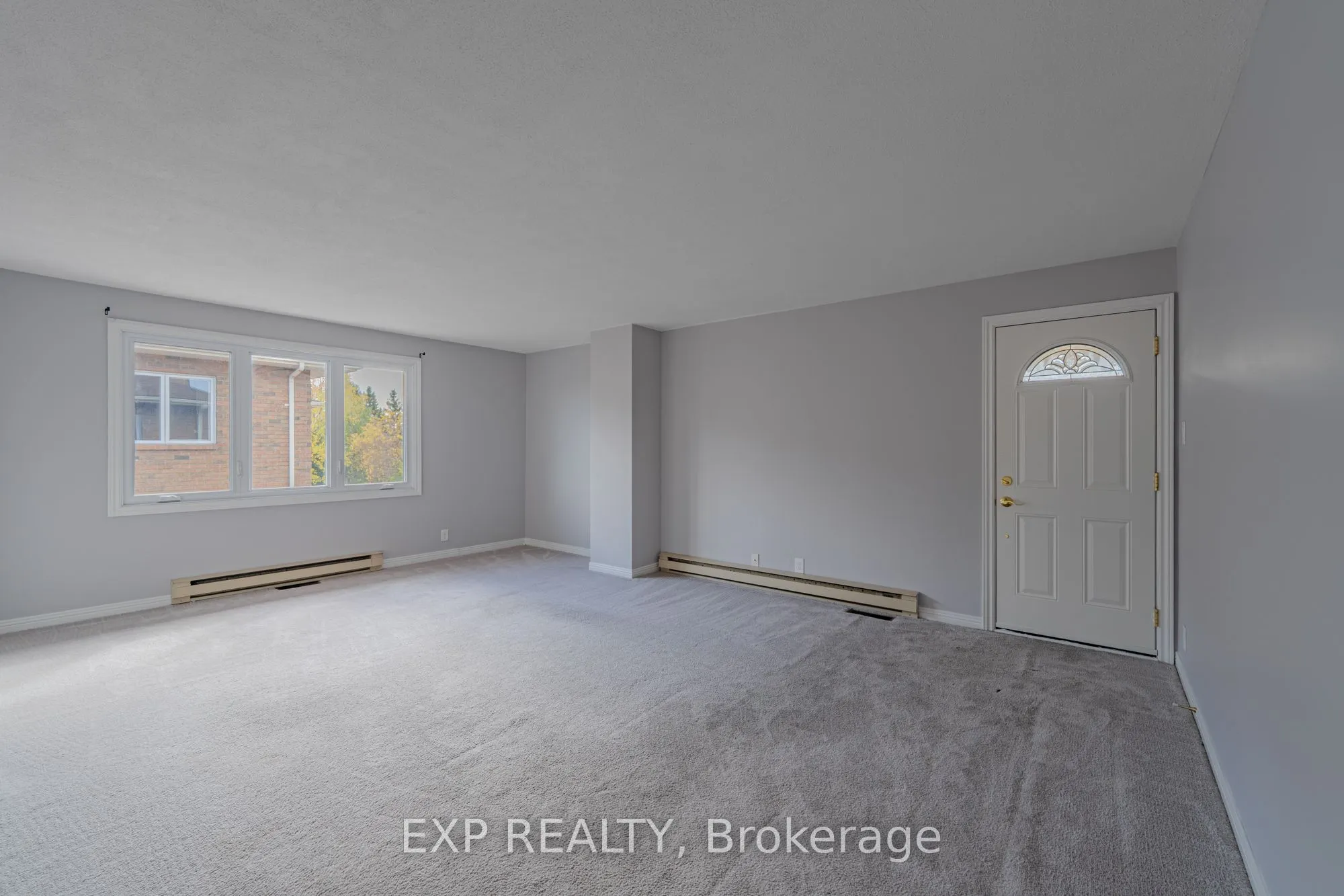 208 STRATAS Court, #208