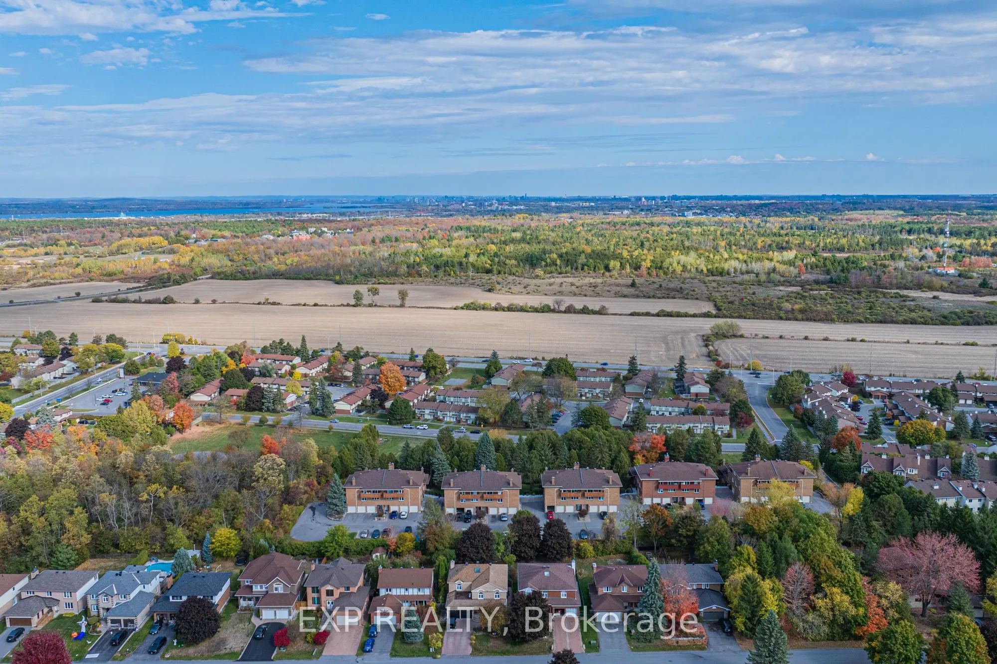 208 STRATAS Court, #208