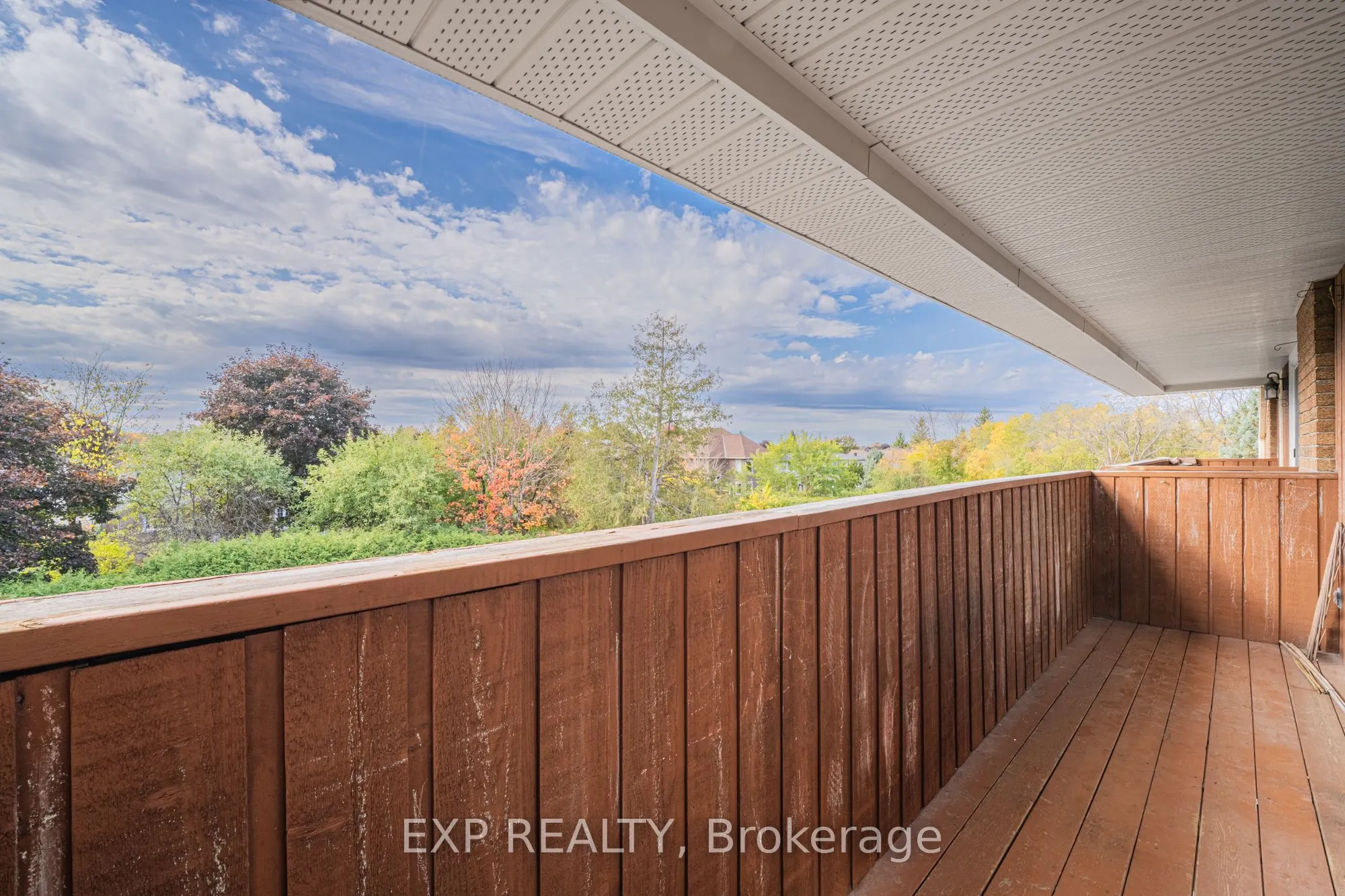 208 STRATAS Court, #208