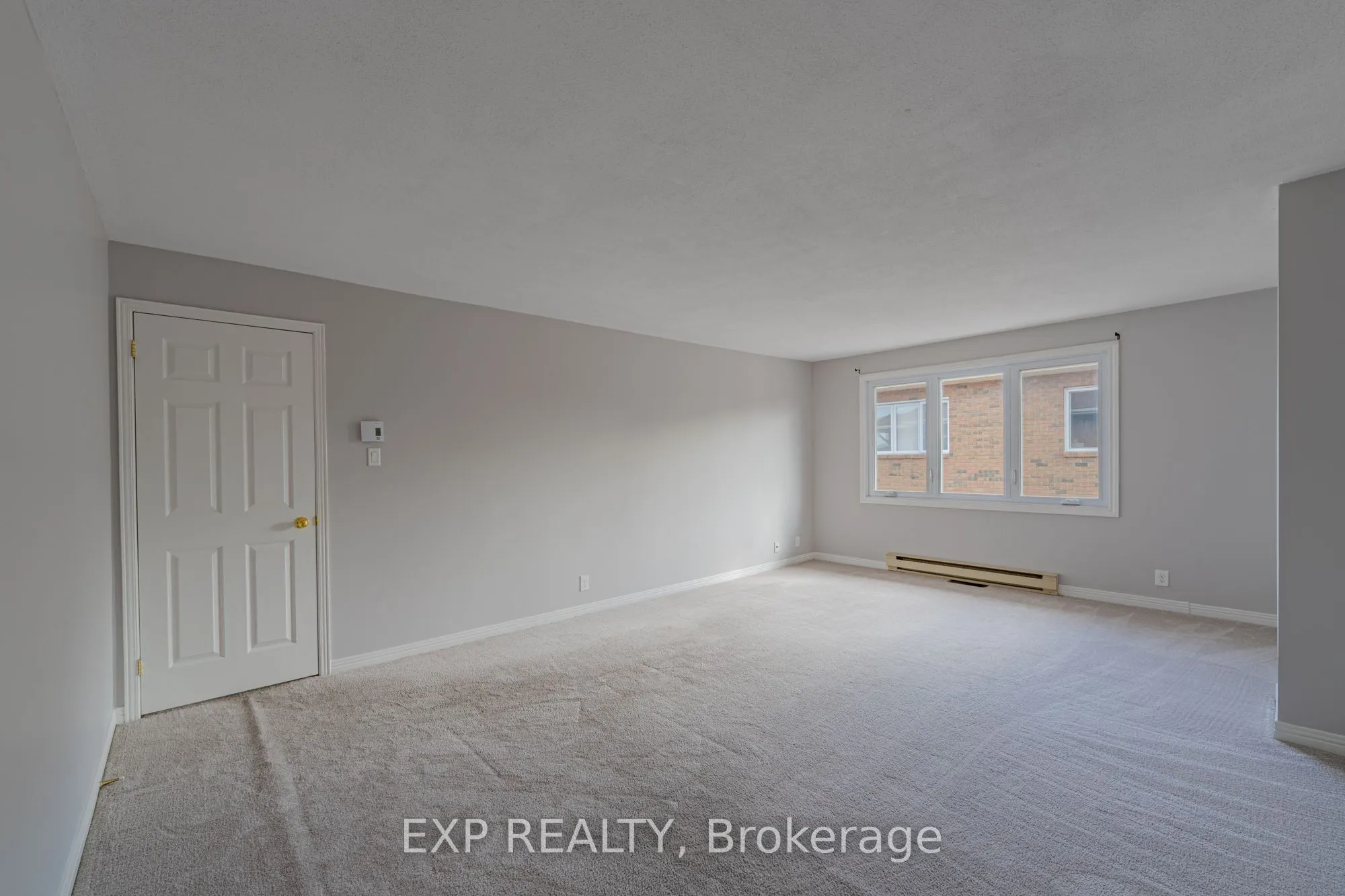 208 STRATAS Court, #208
