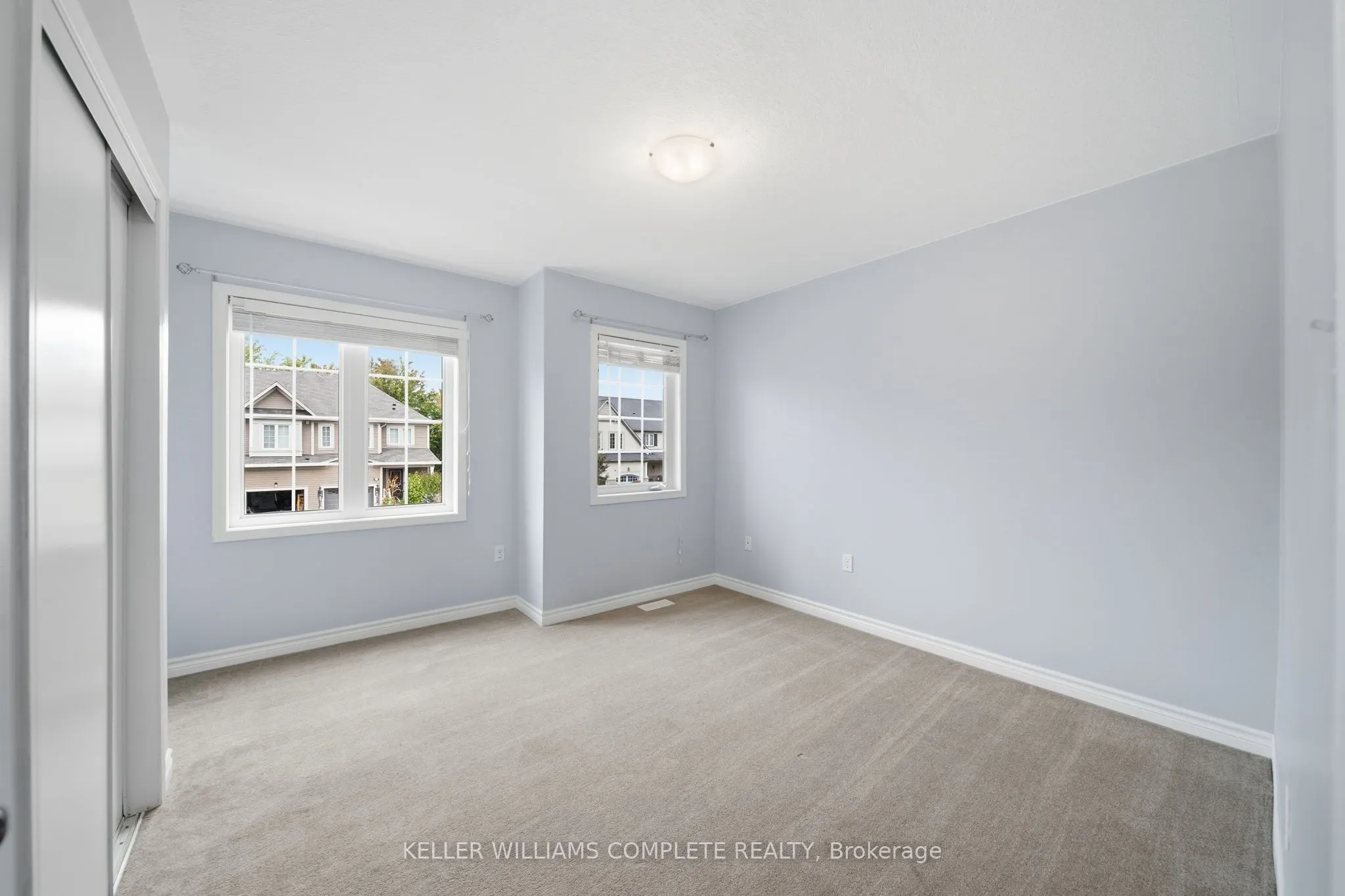 31 GOWLAND Drive