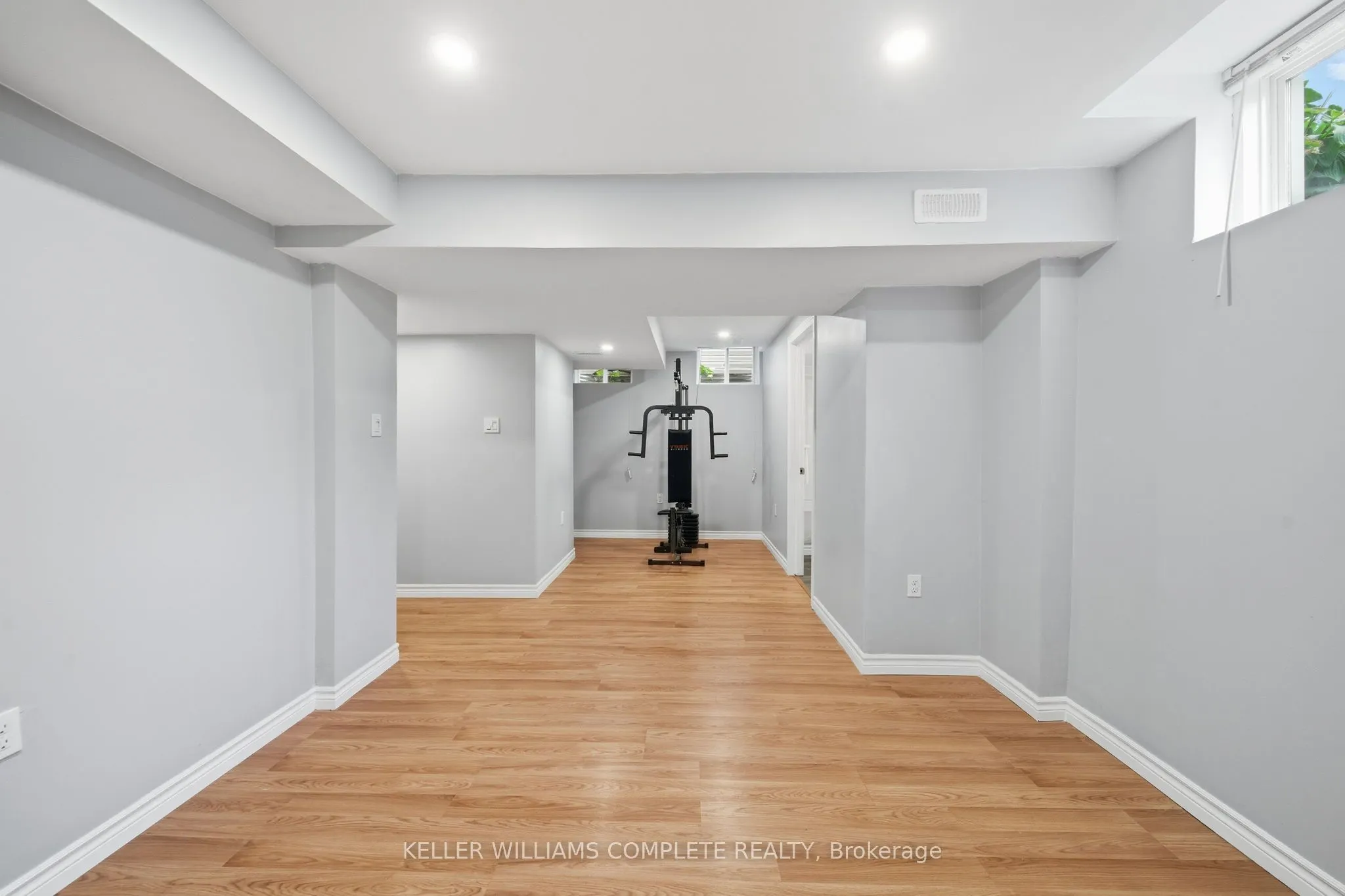 31 GOWLAND Drive