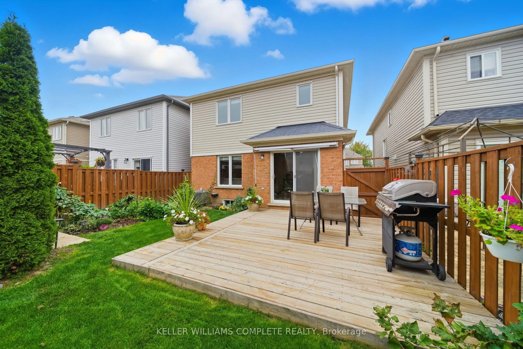 31 GOWLAND Drive
