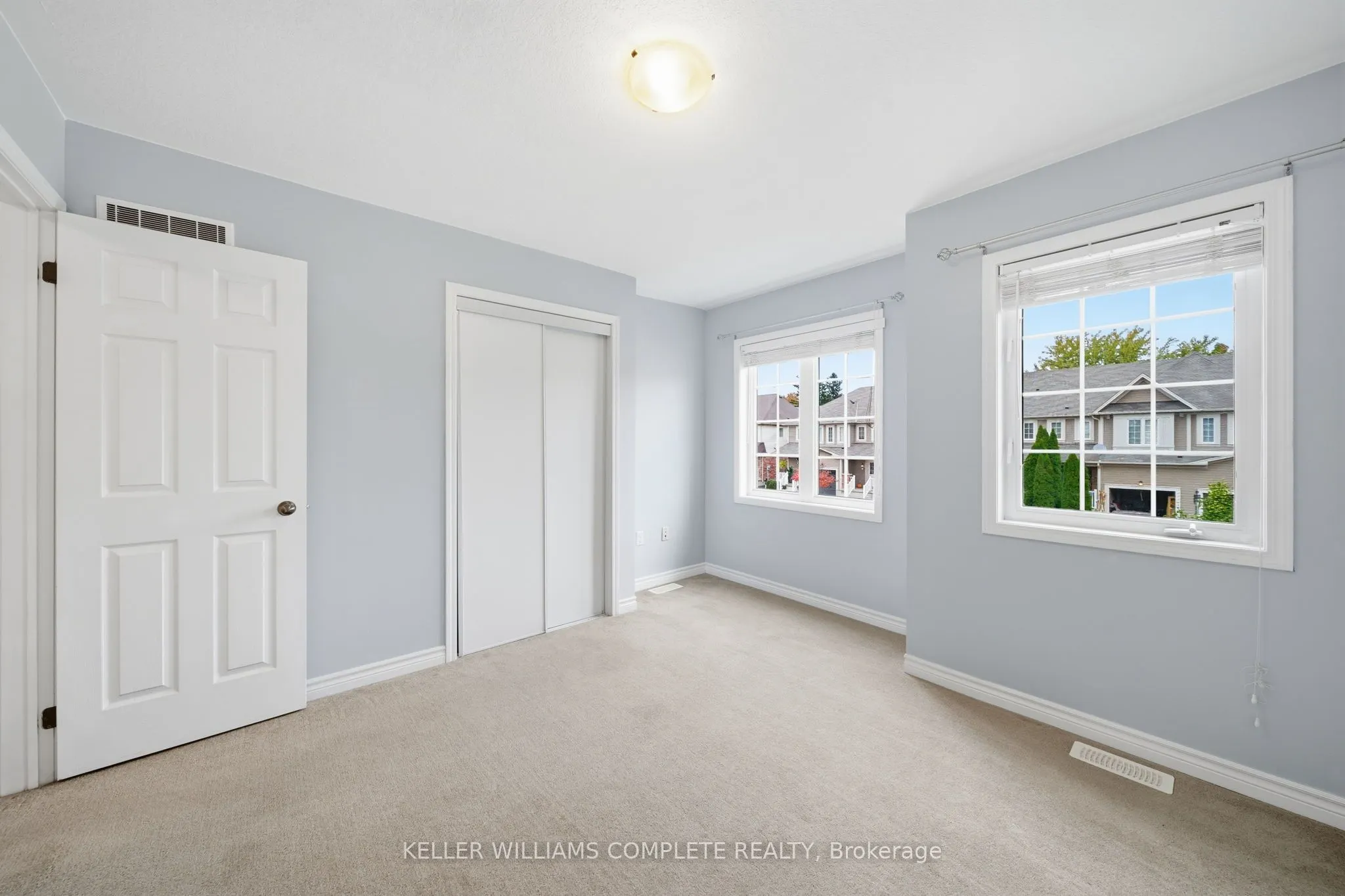 31 GOWLAND Drive