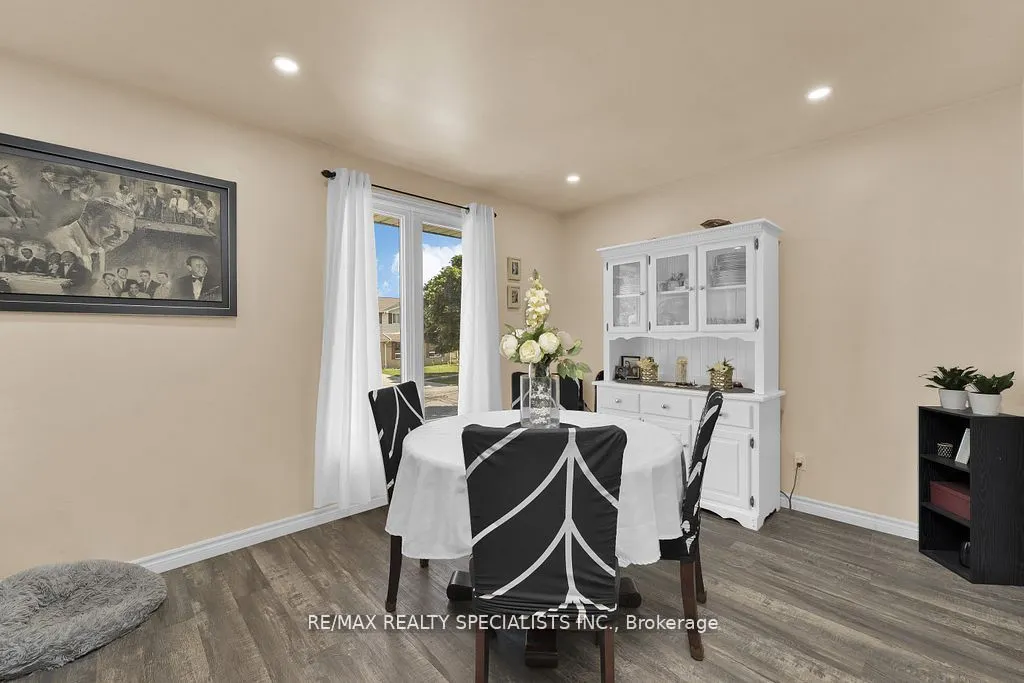 3195 Conservation Drive W