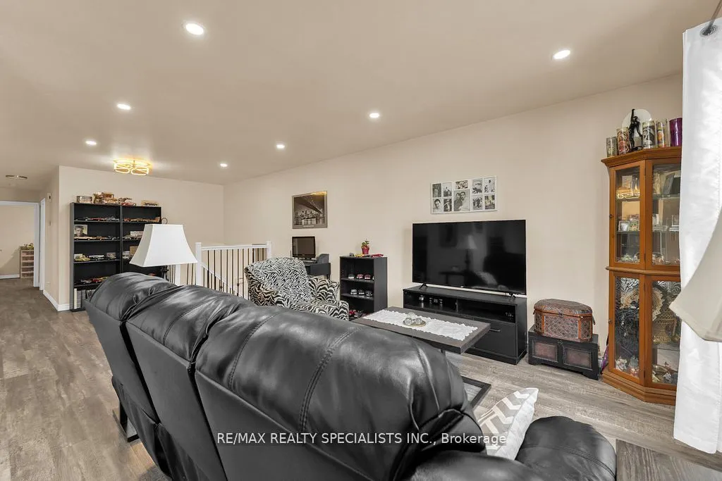 3195 Conservation Drive W