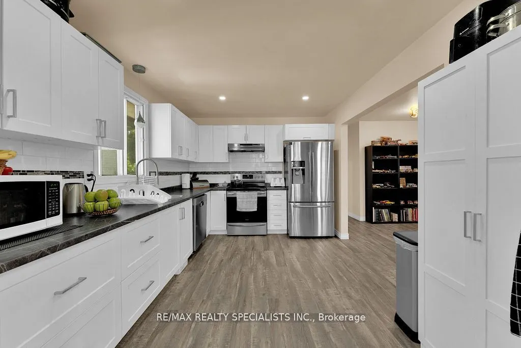 3195 Conservation Drive W