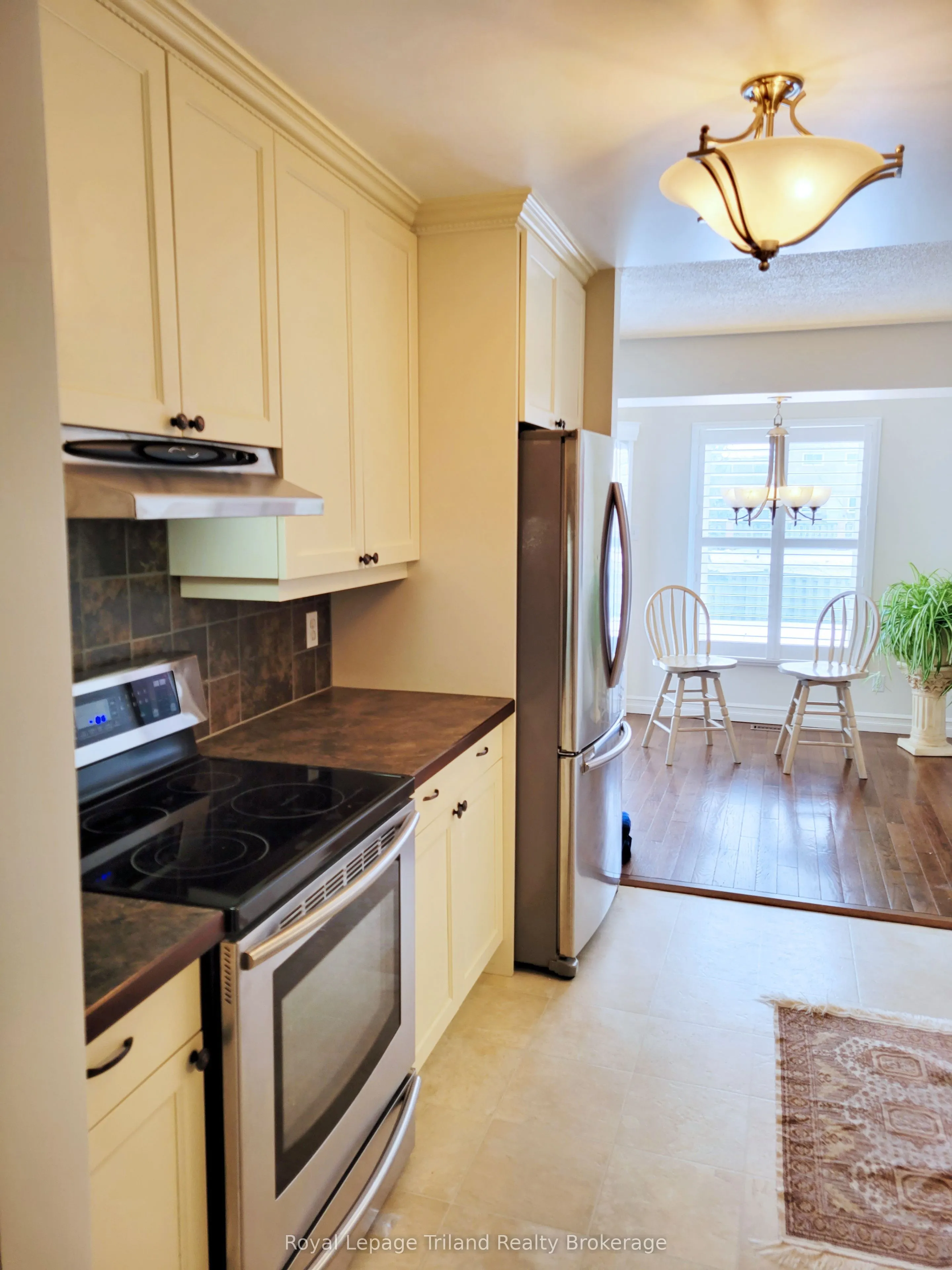 395 Springbank Avenue N, #Unit 5