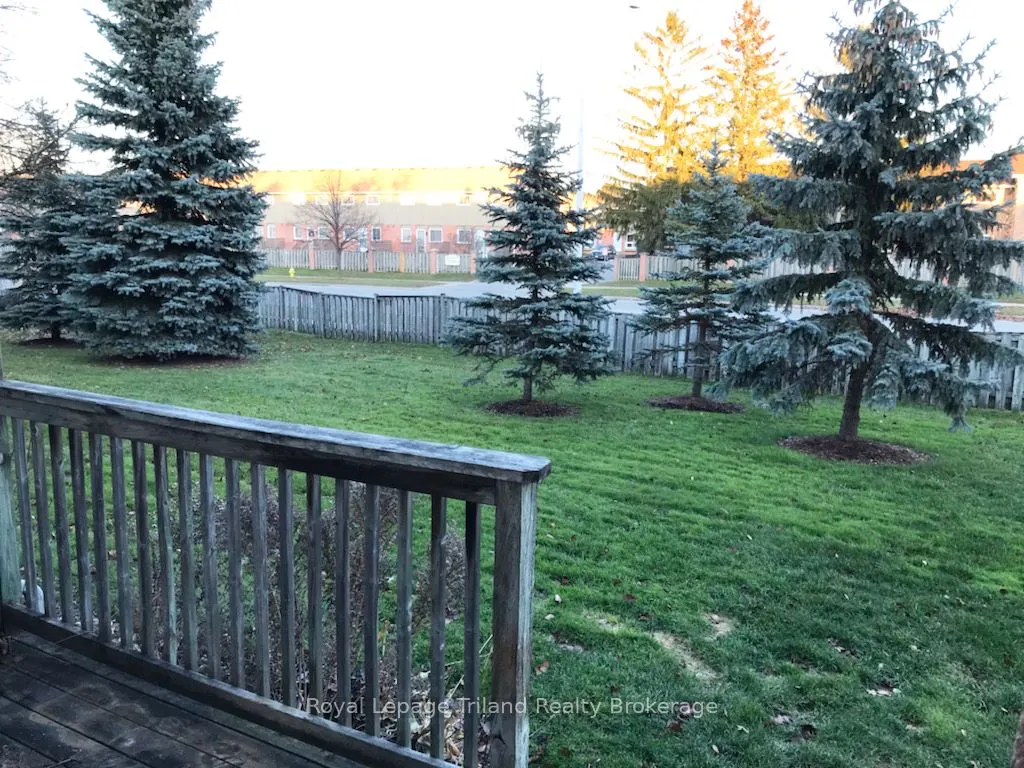 395 Springbank Avenue N, #Unit 5