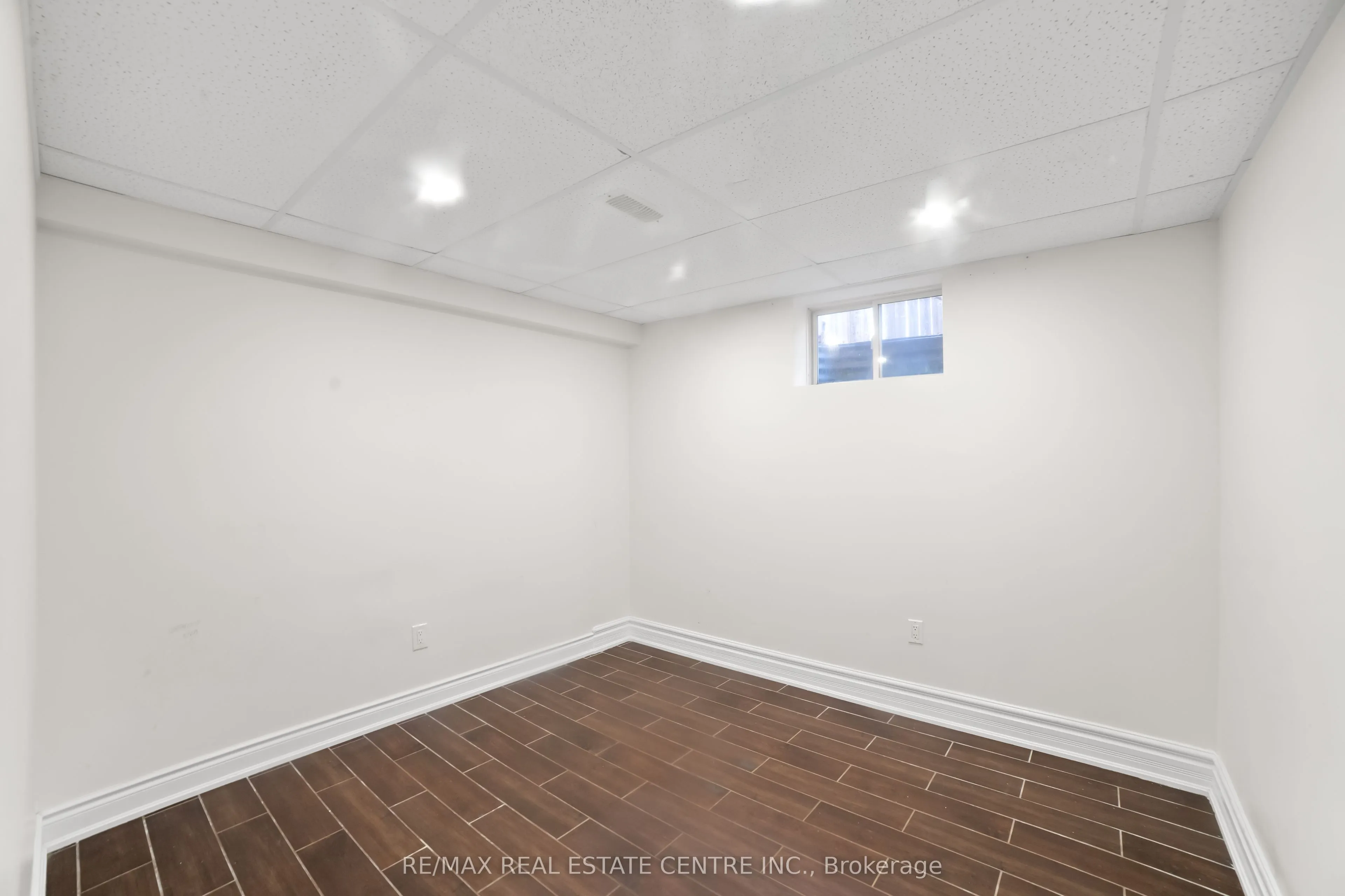 170 Southbrook Drive W