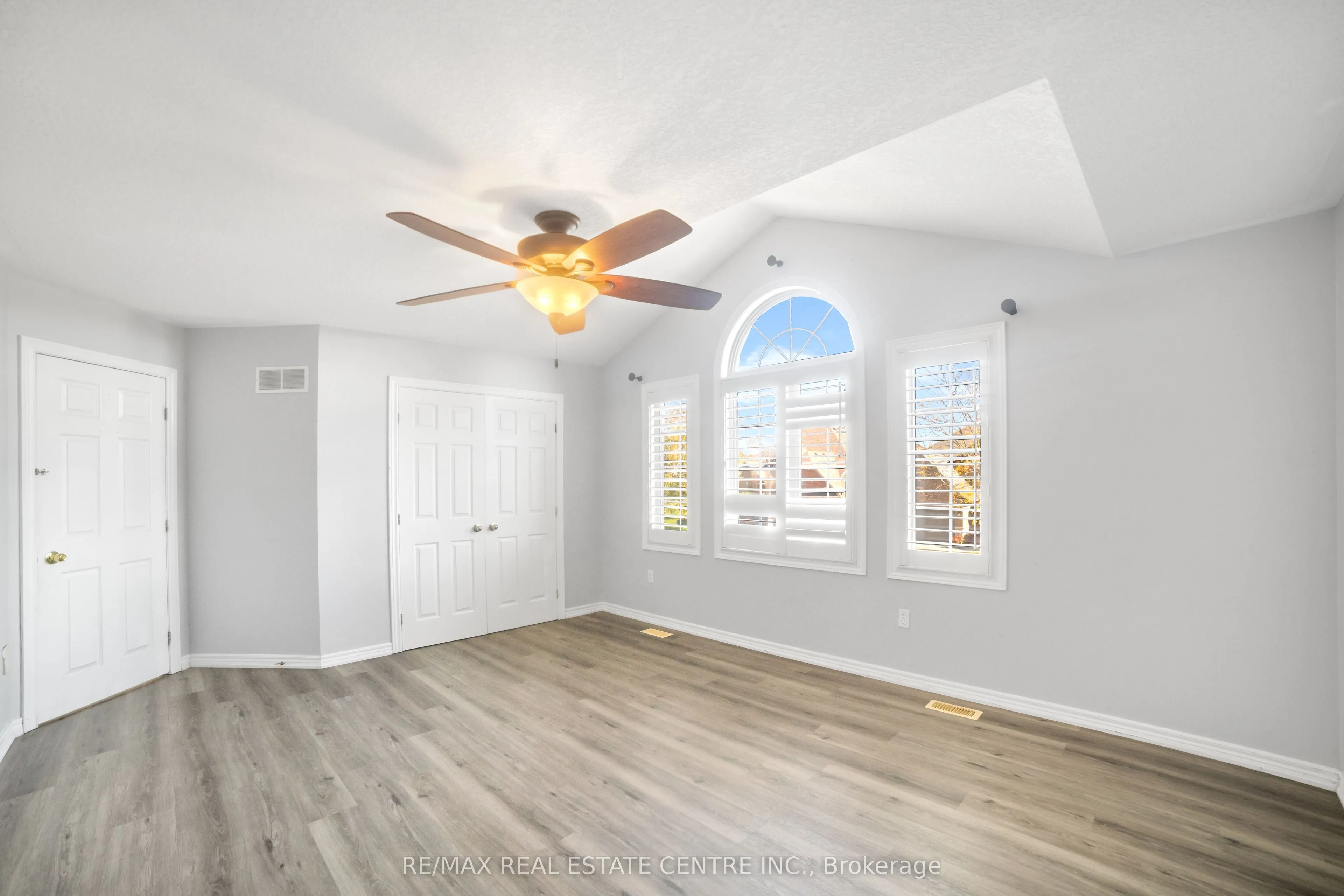 170 Southbrook Drive W