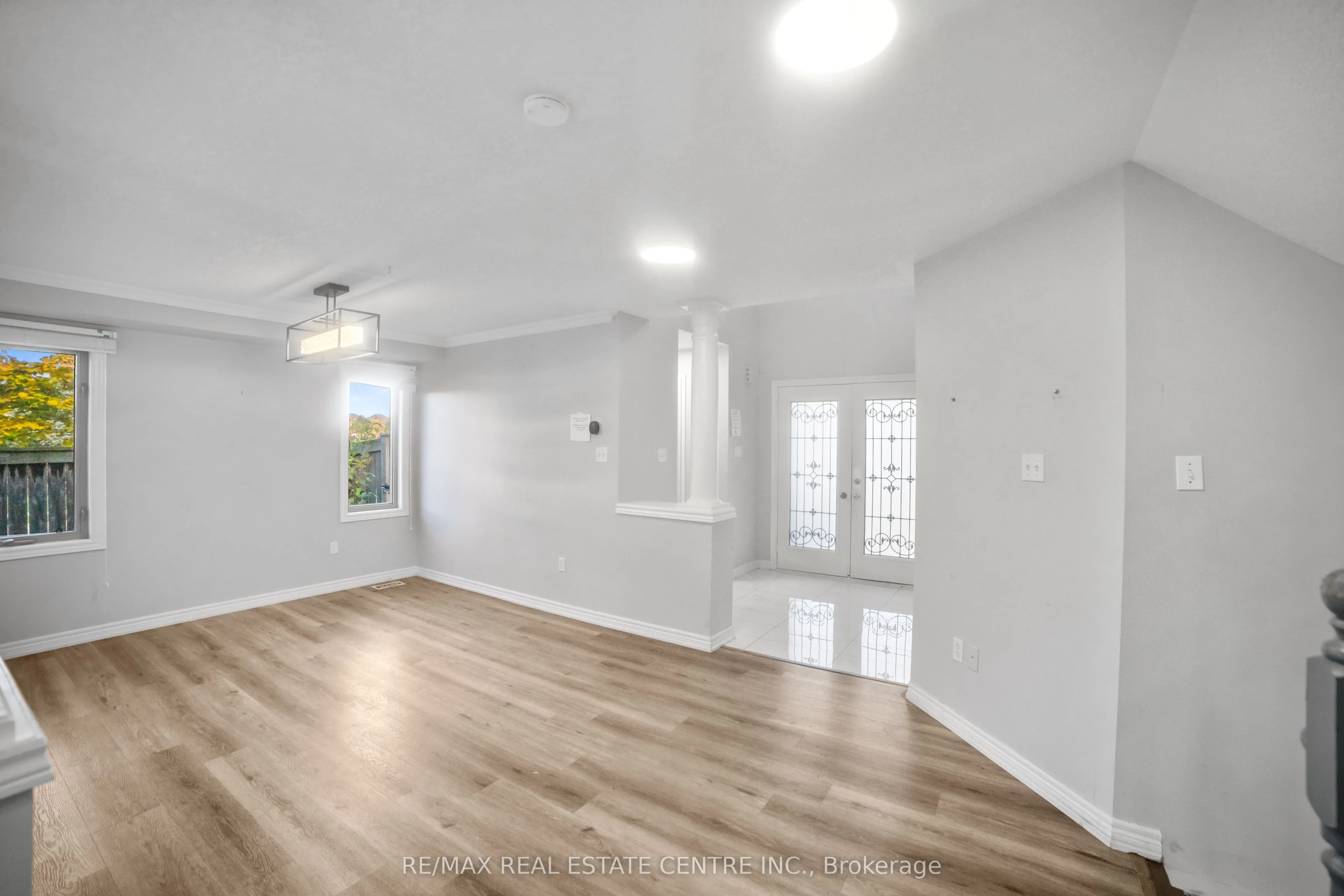 170 Southbrook Drive W