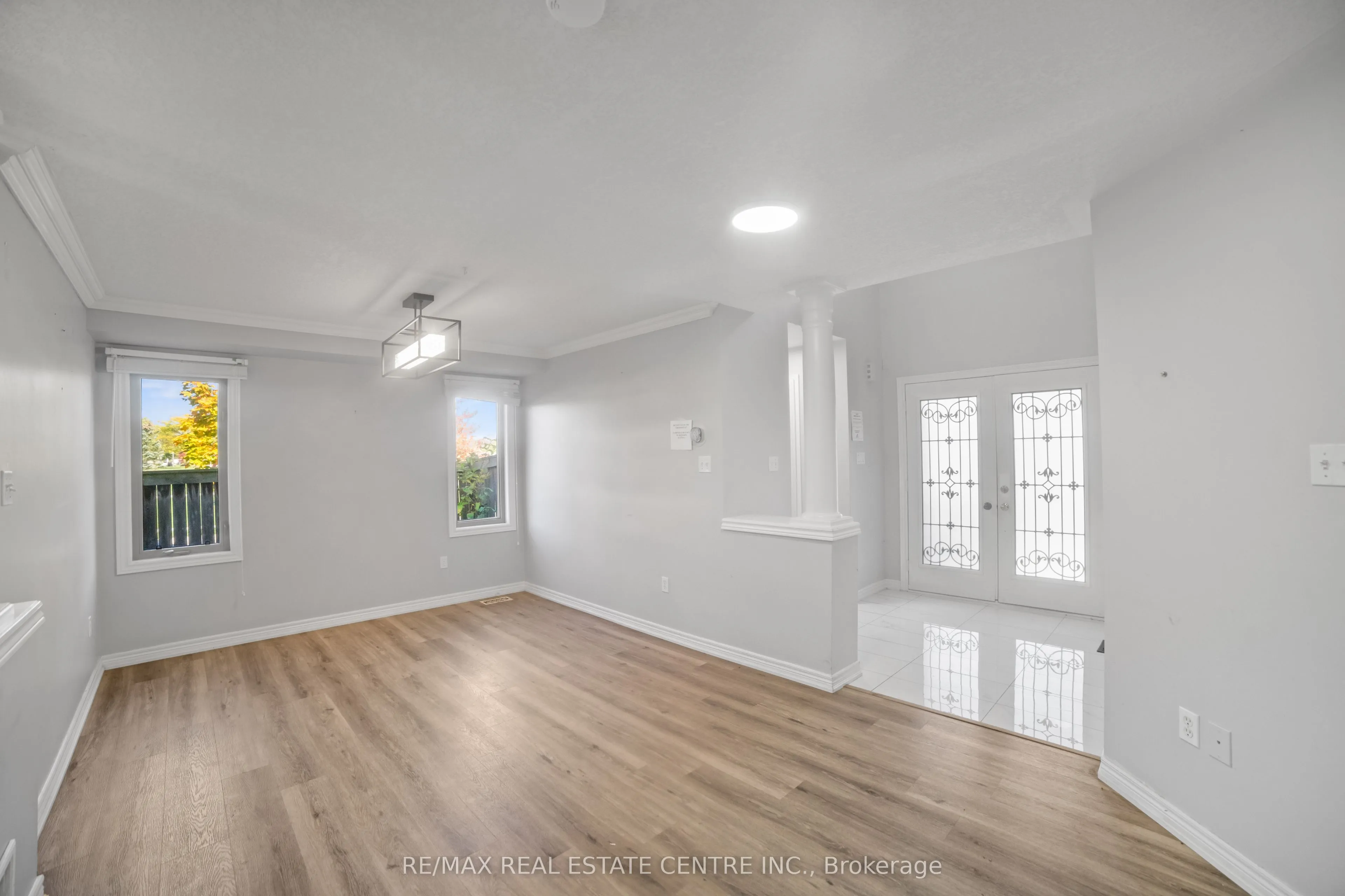 170 Southbrook Drive W