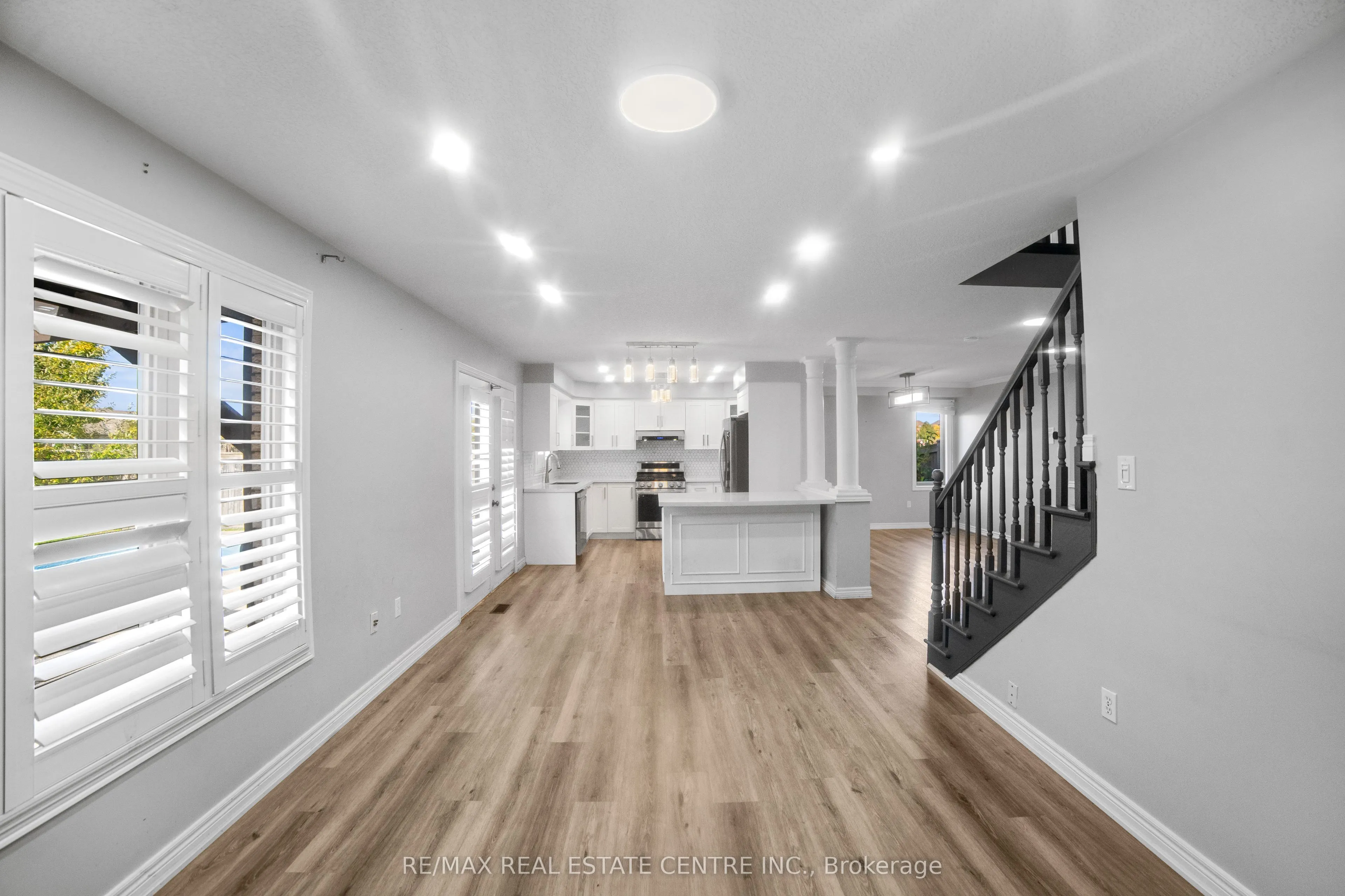 170 Southbrook Drive W
