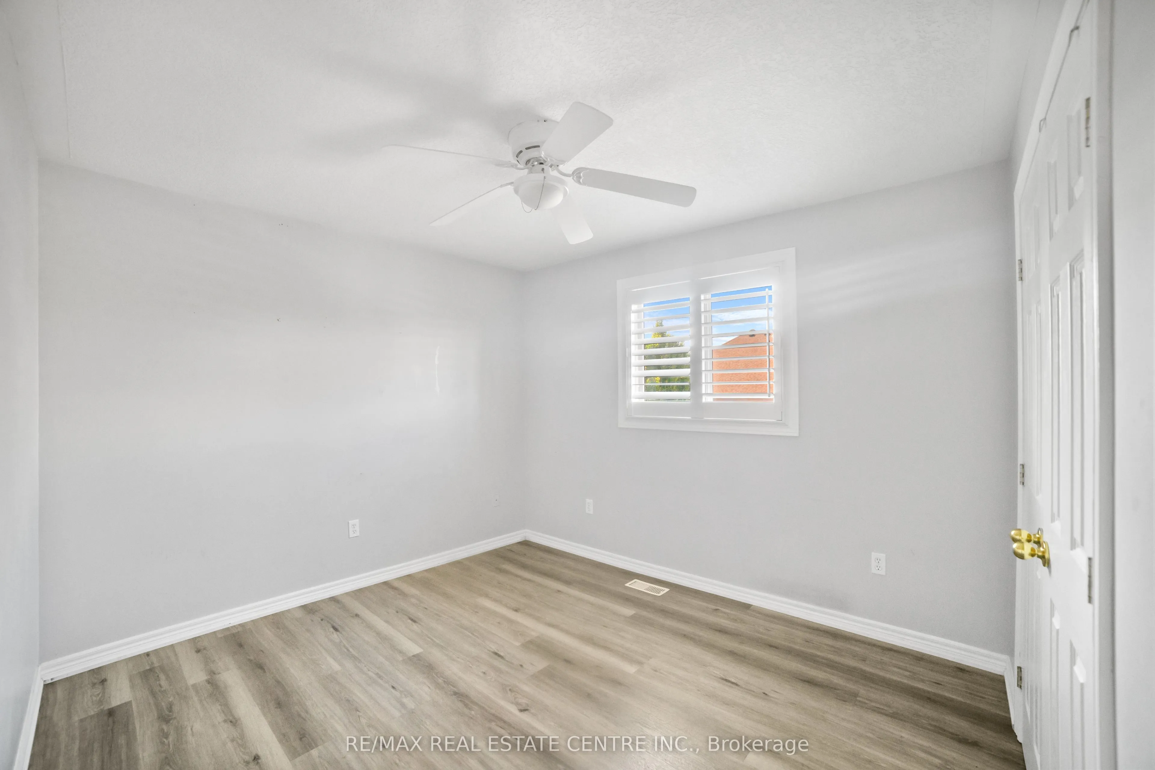 170 Southbrook Drive W