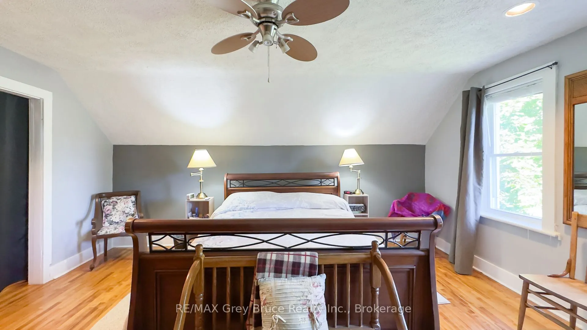 173 5th Avenue W