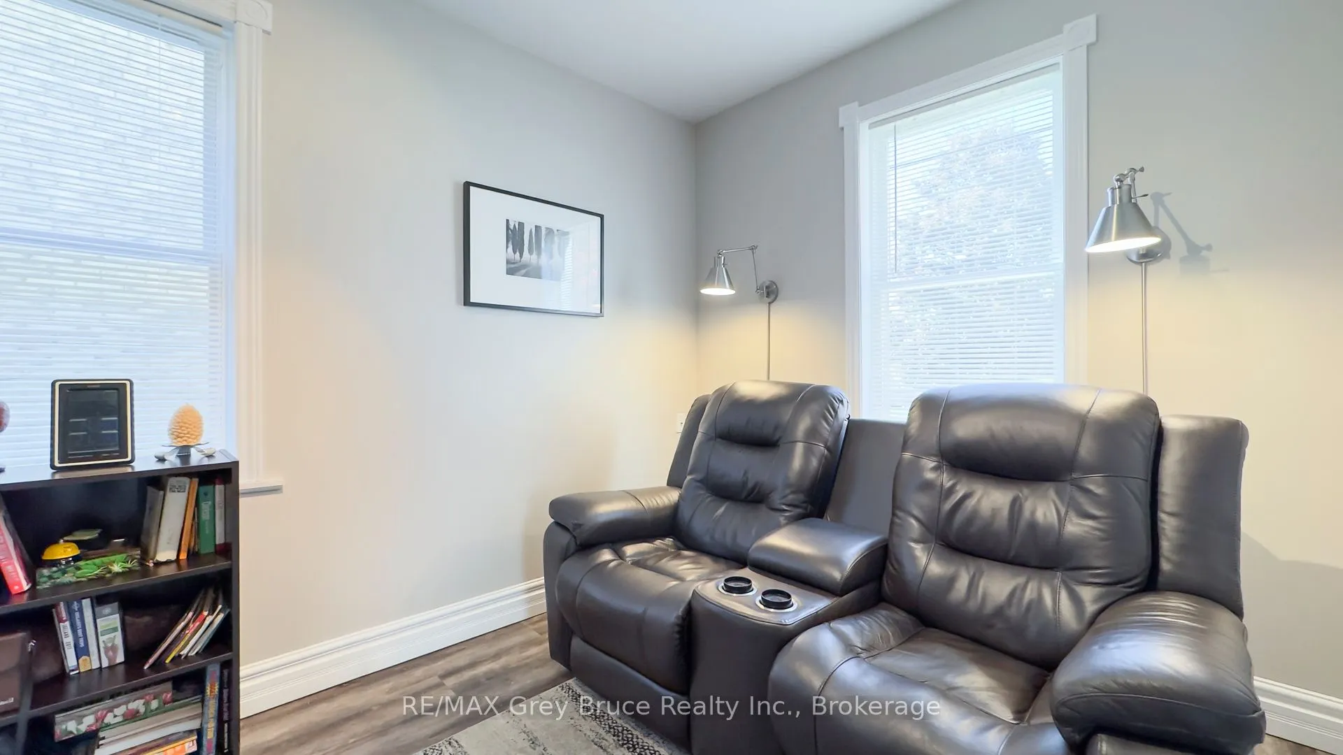 173 5th Avenue W