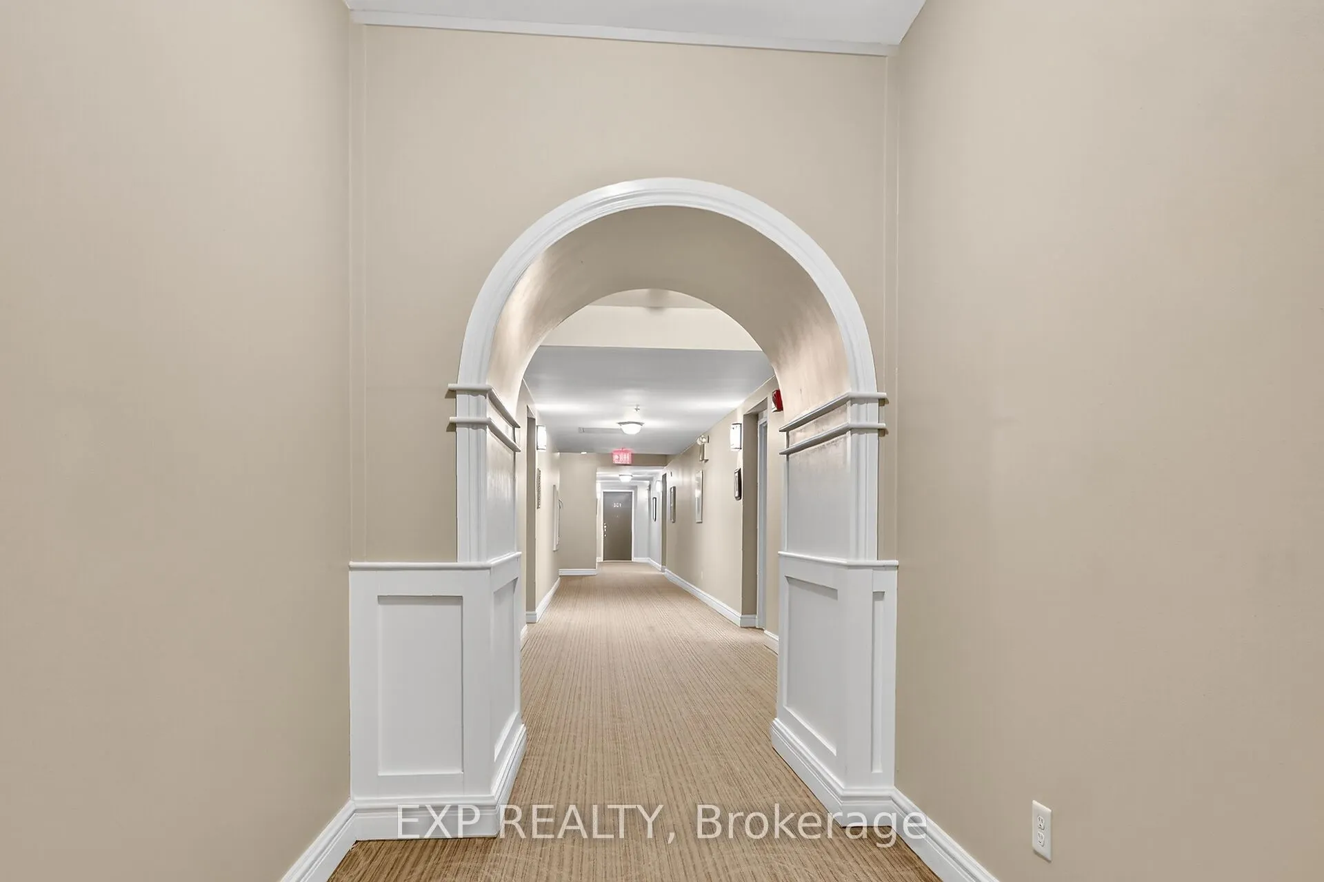 1 Rosamond Street E, #302