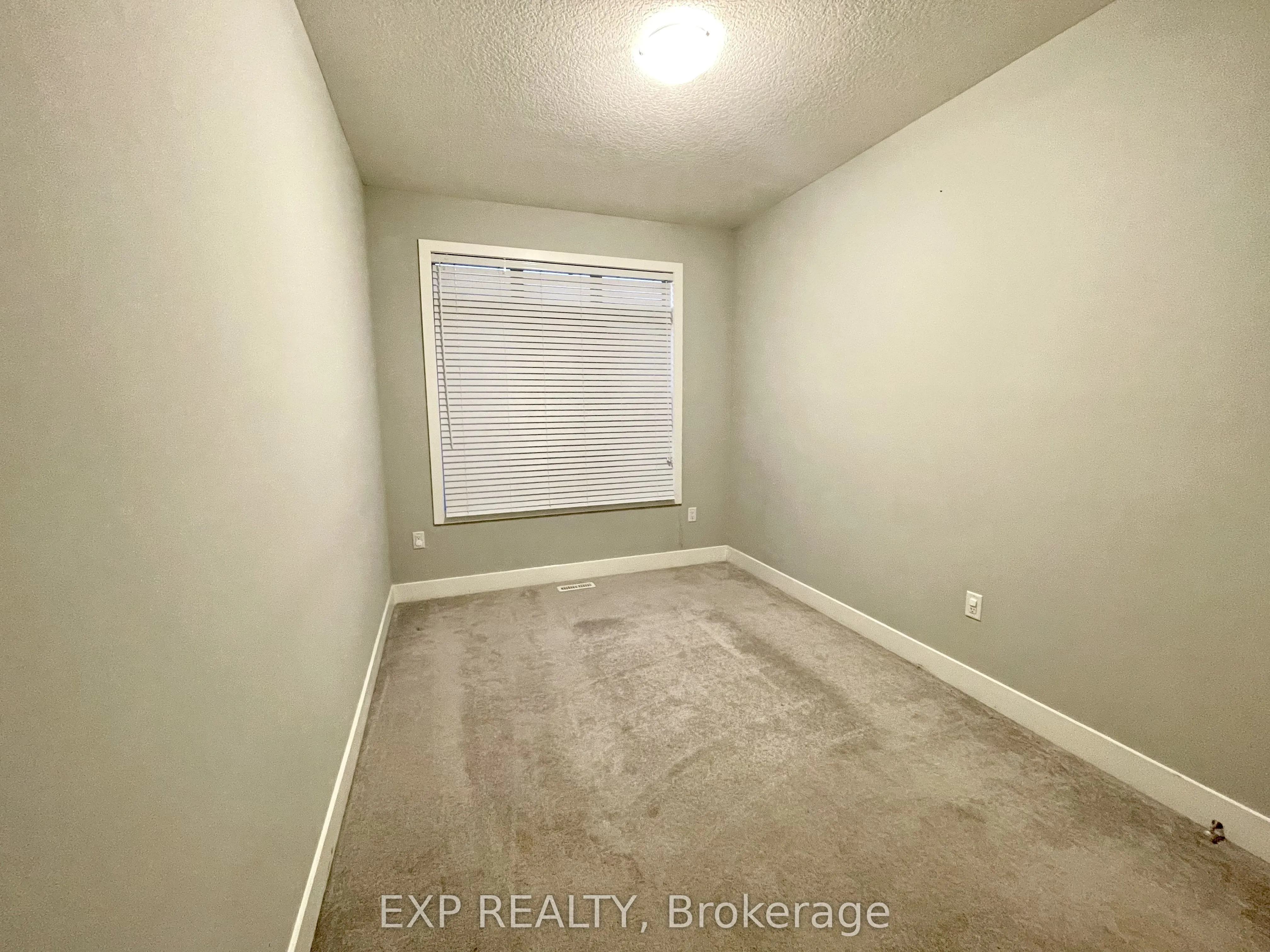 2284 Evans Boulevard, #52