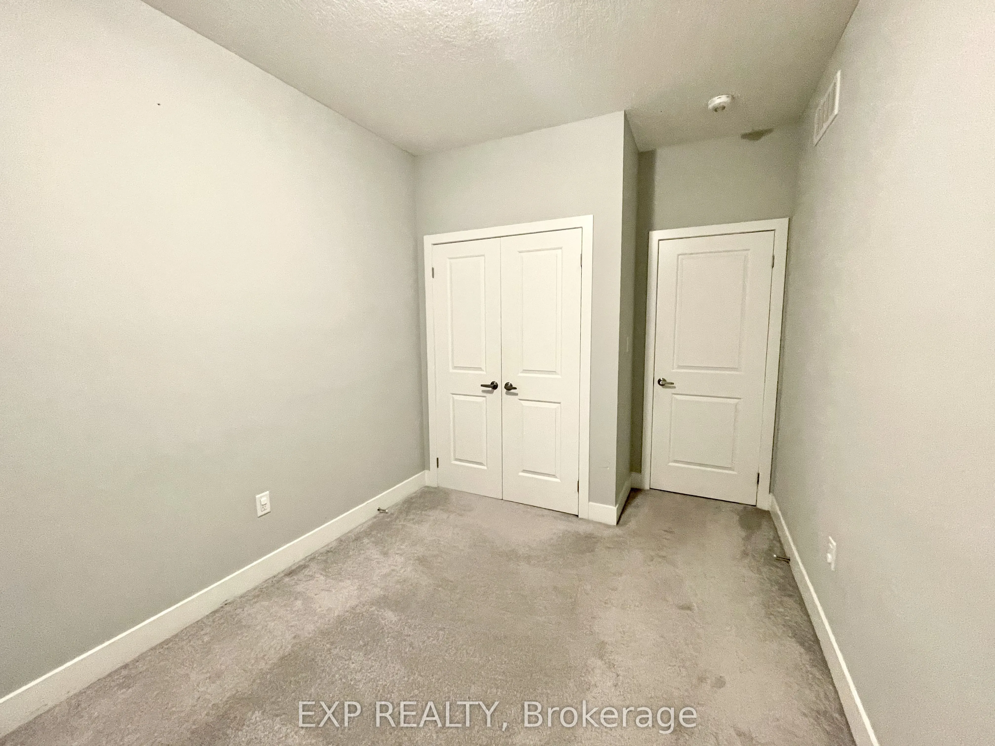2284 Evans Boulevard, #52