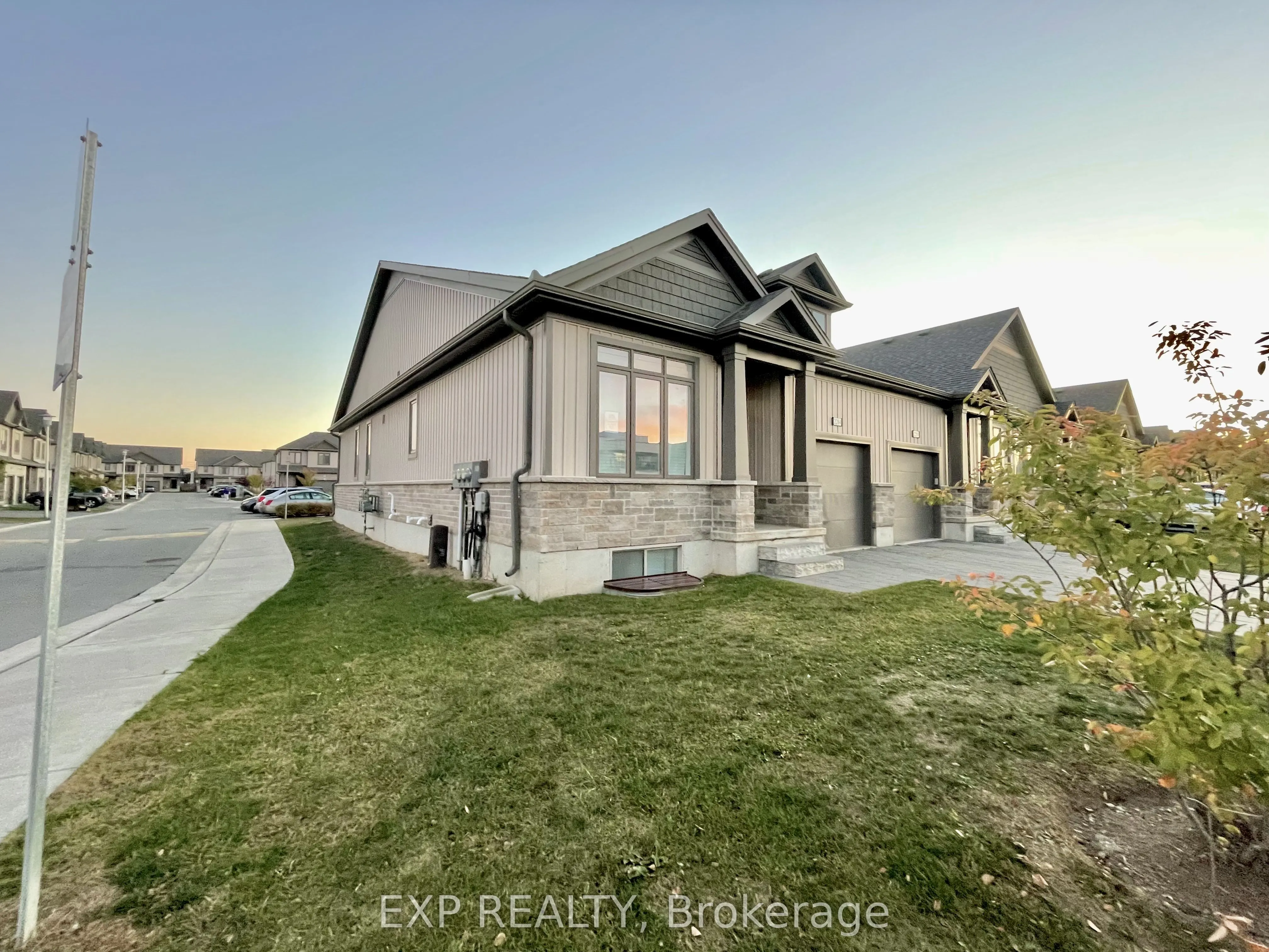 2284 Evans Boulevard, #52
