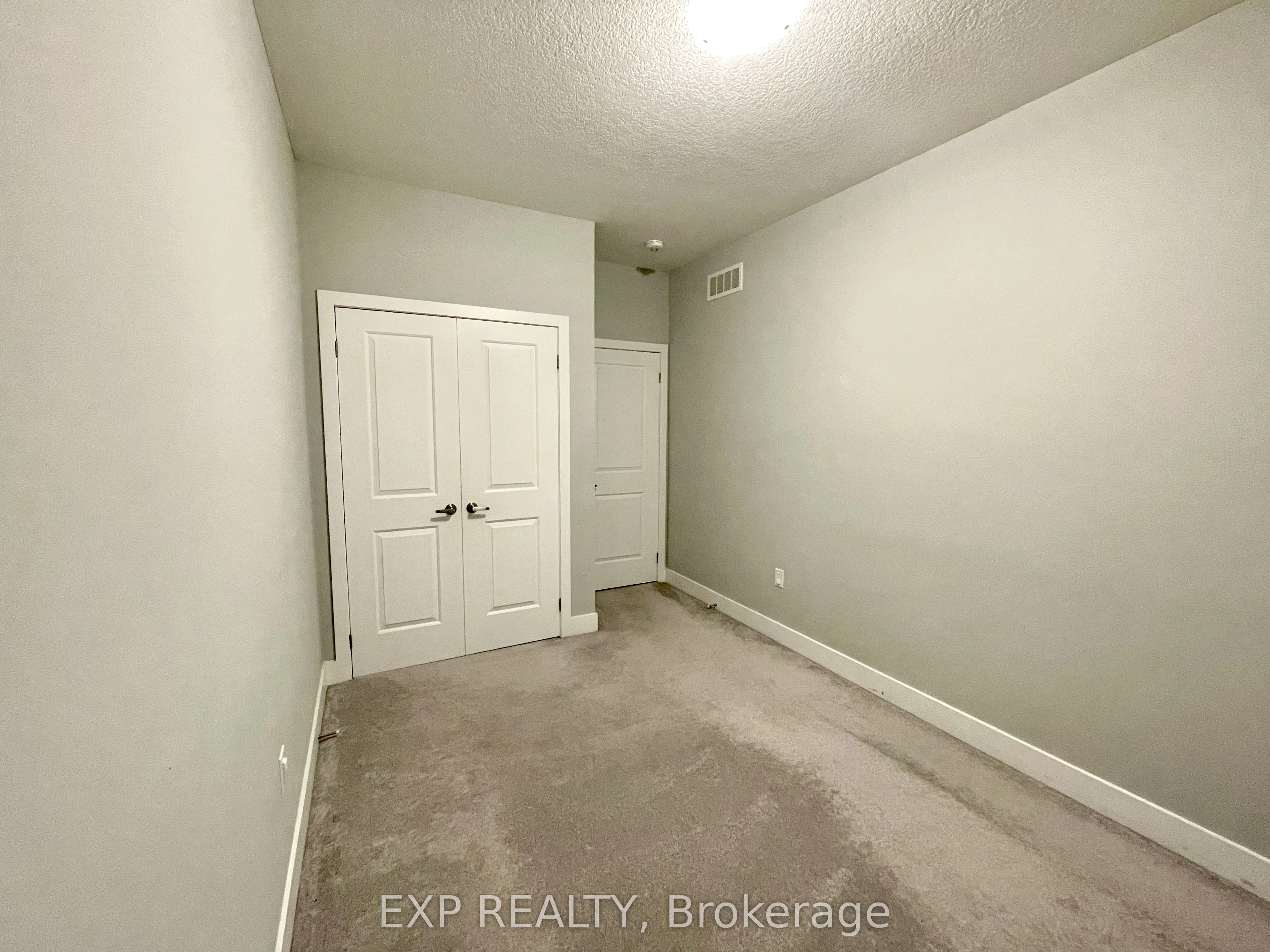 2284 Evans Boulevard, #52