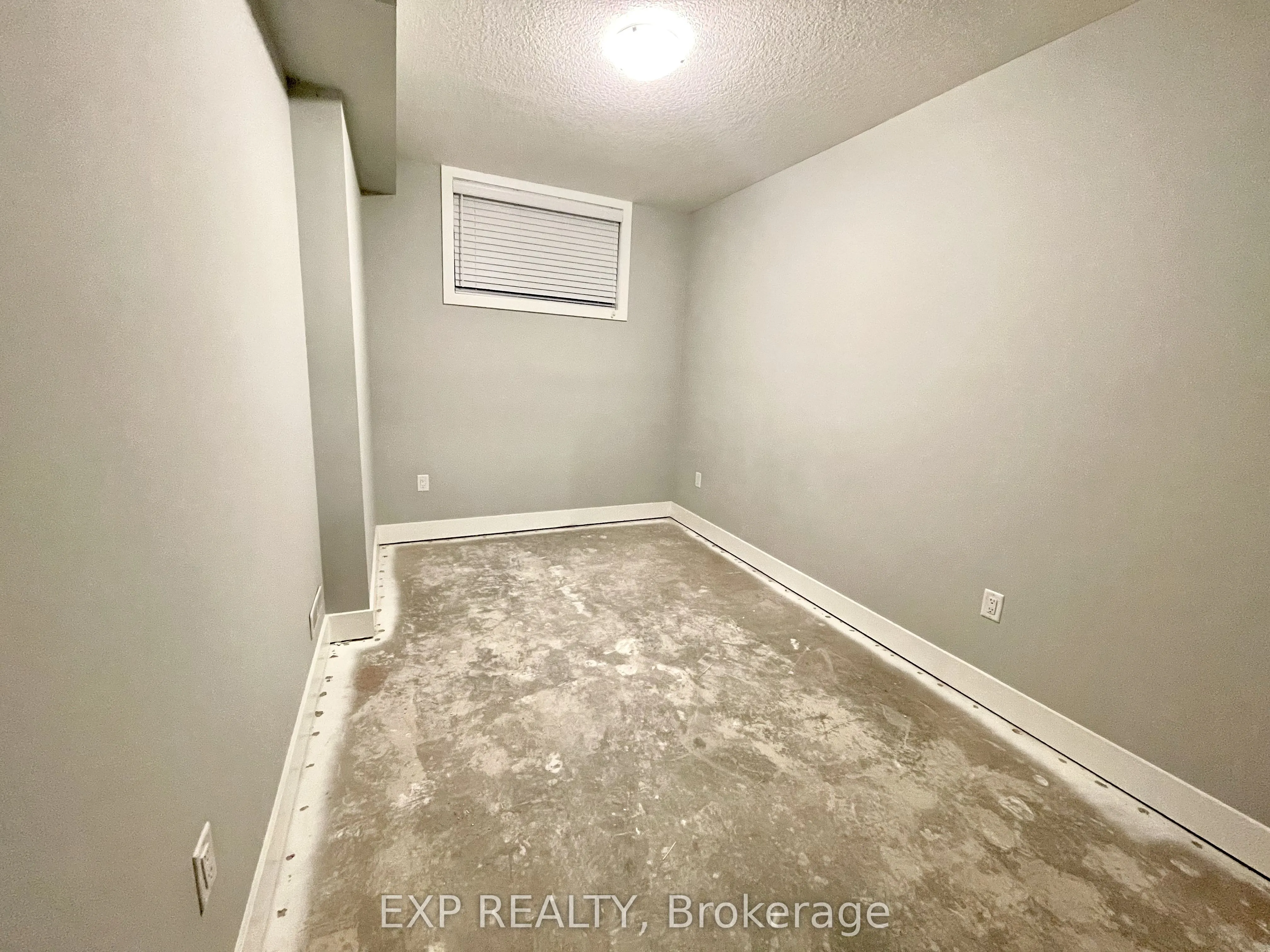 2284 Evans Boulevard, #52