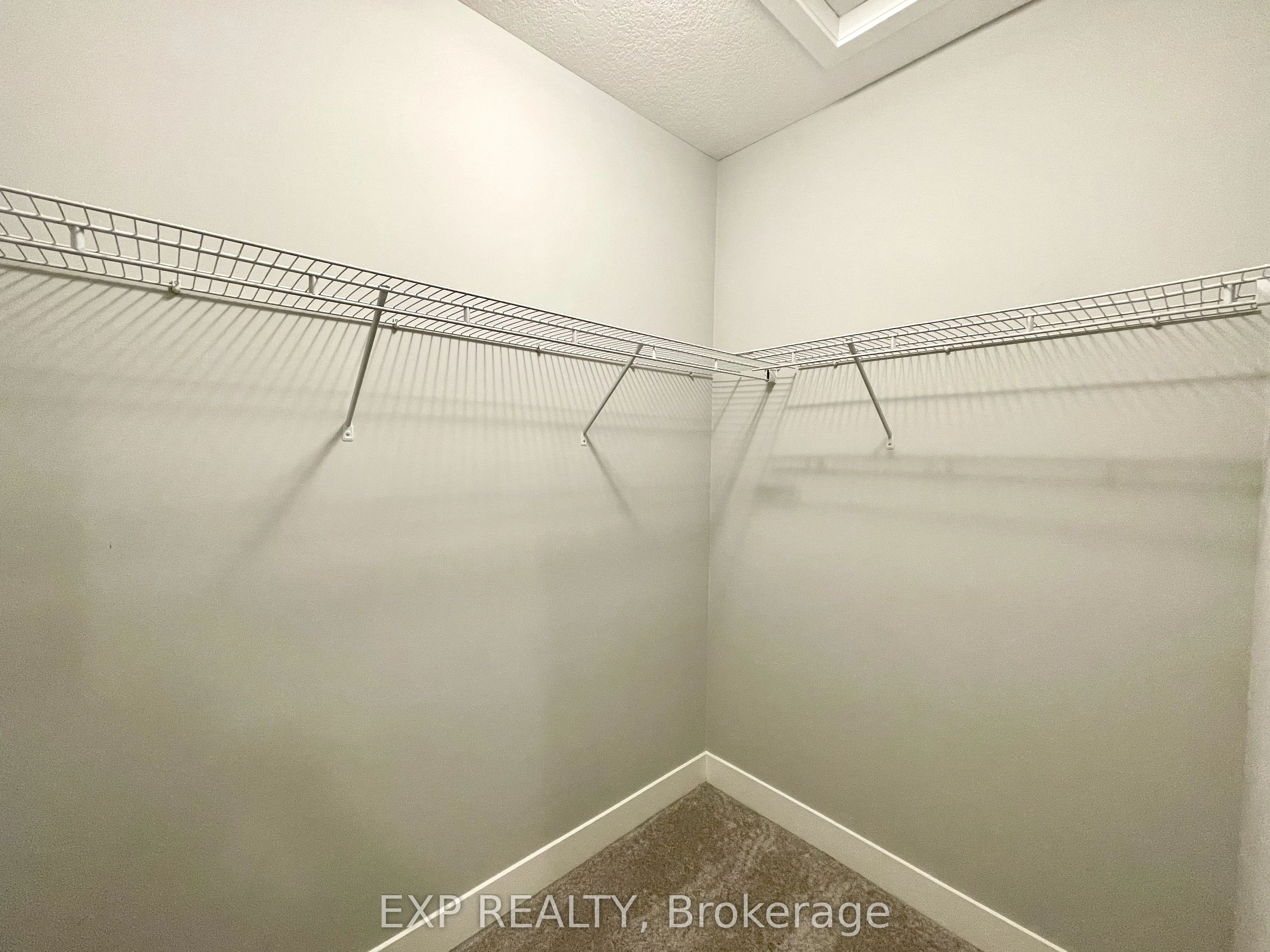 2284 Evans Boulevard, #52