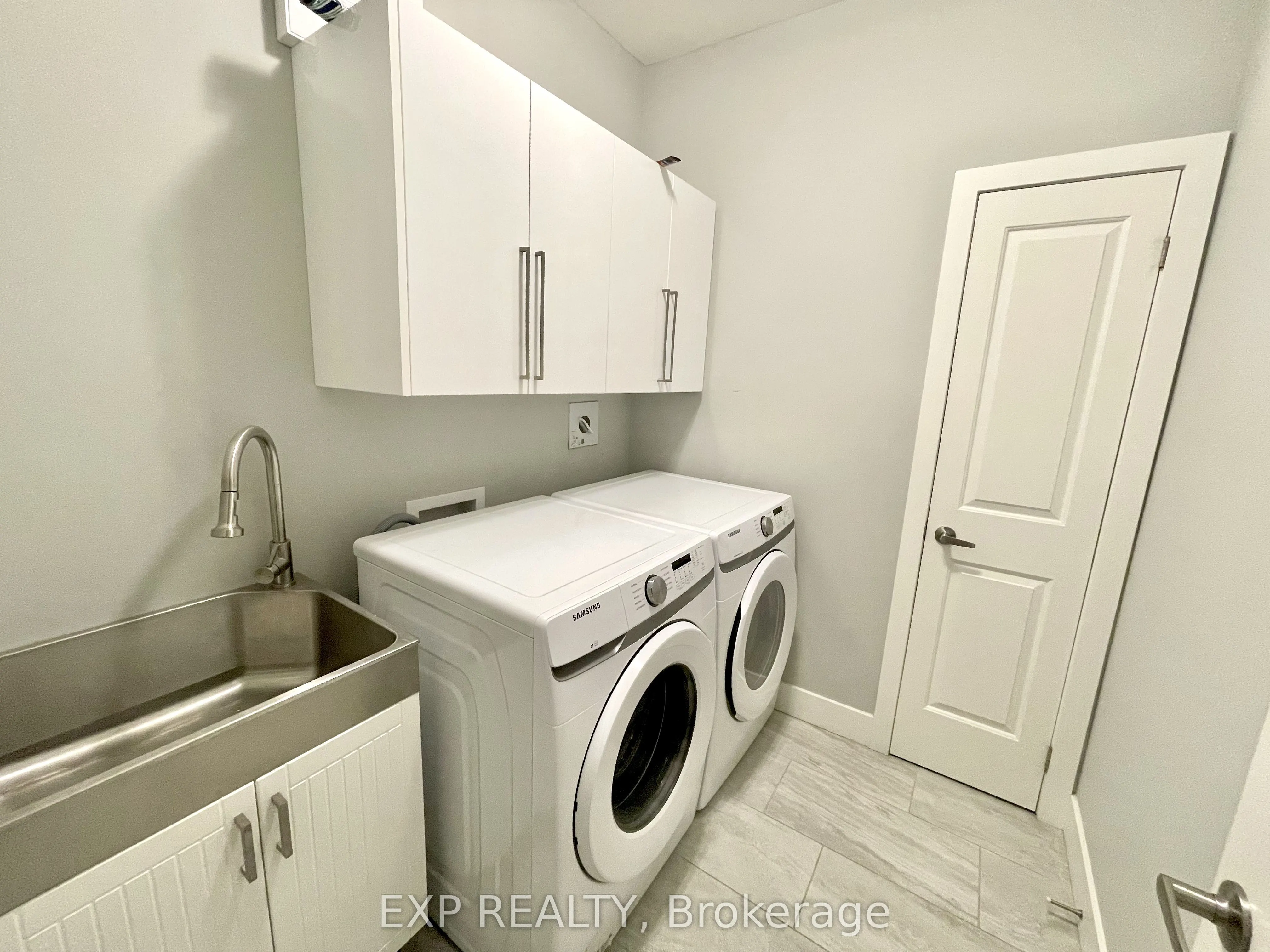 2284 Evans Boulevard, #52