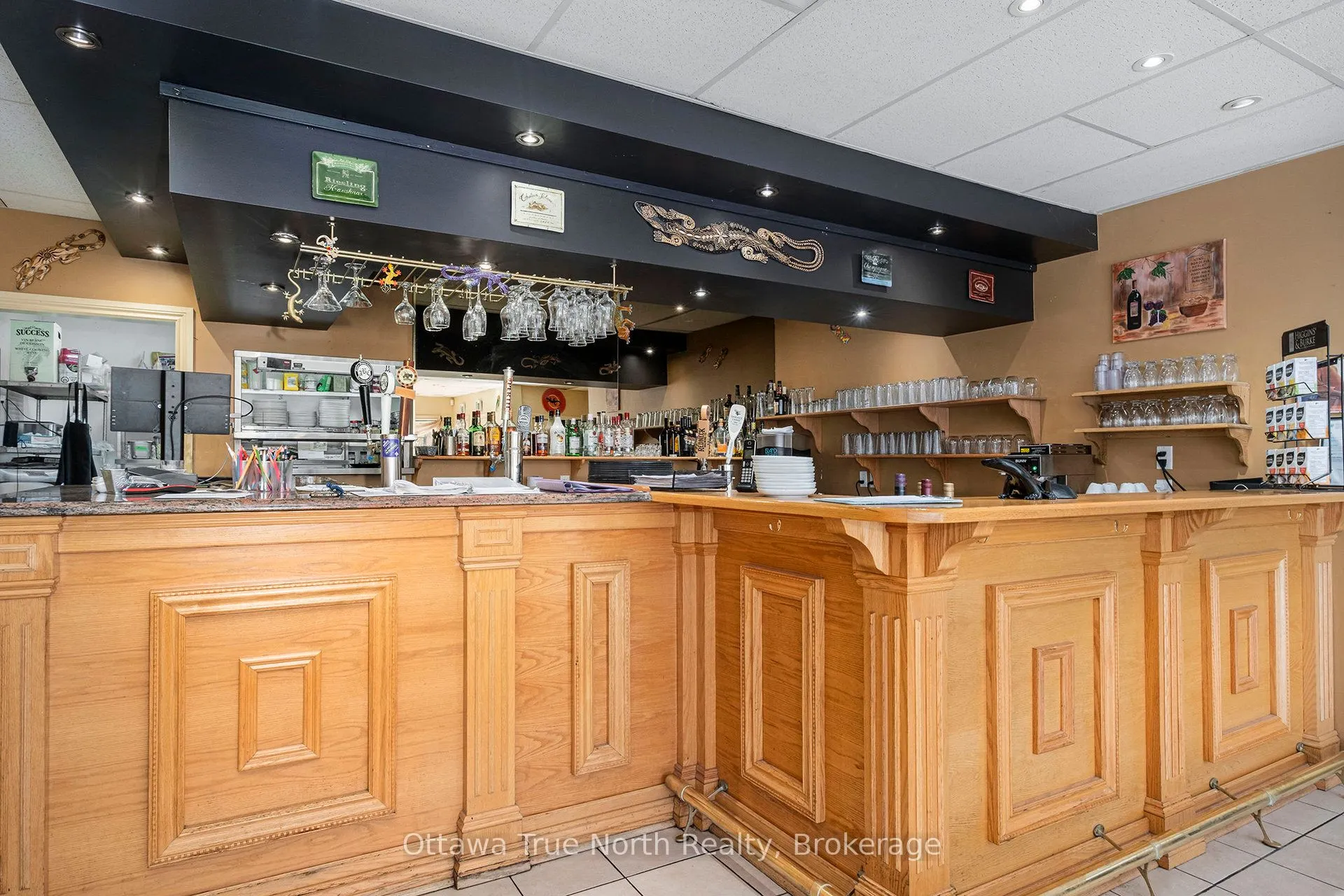 28 Clothier Street E