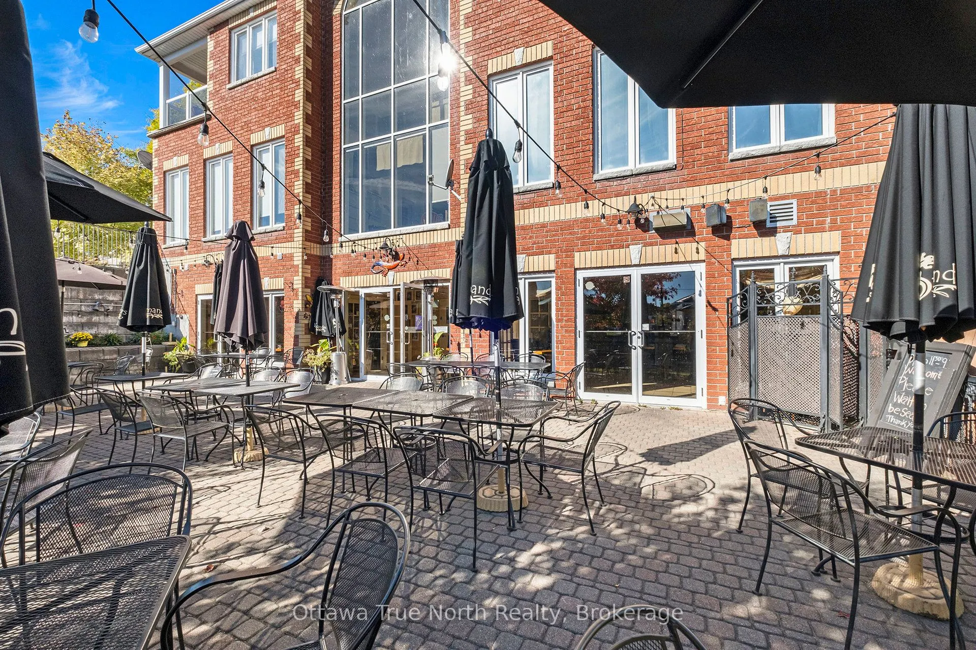28 Clothier Street E