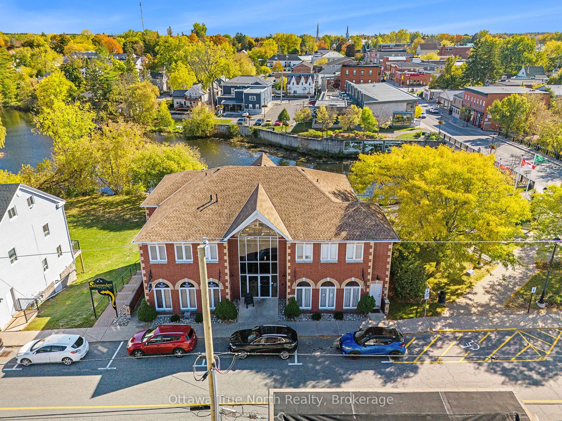 28 Clothier Street E