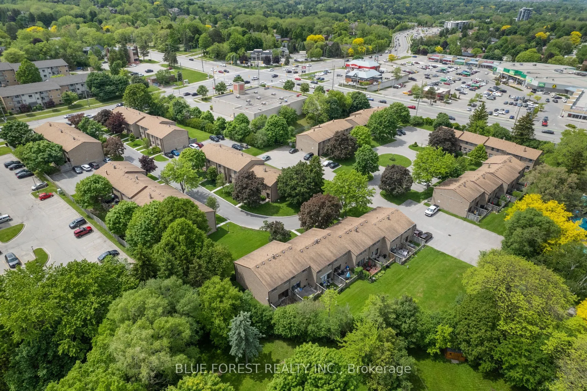 696 Wonderland Road S, #15