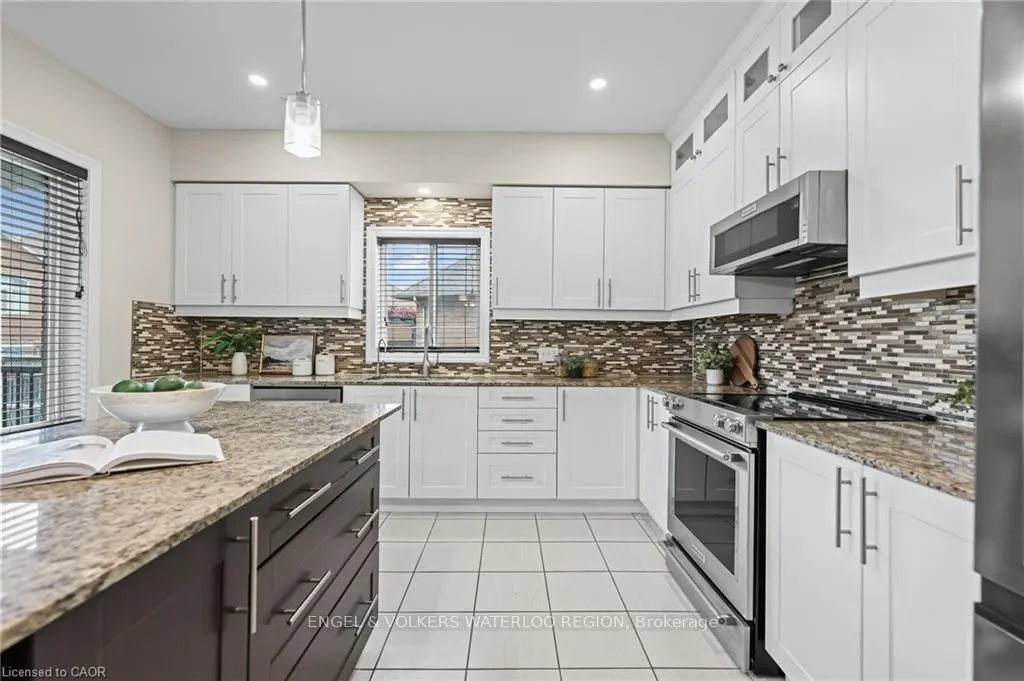 261 Watervale Crescent