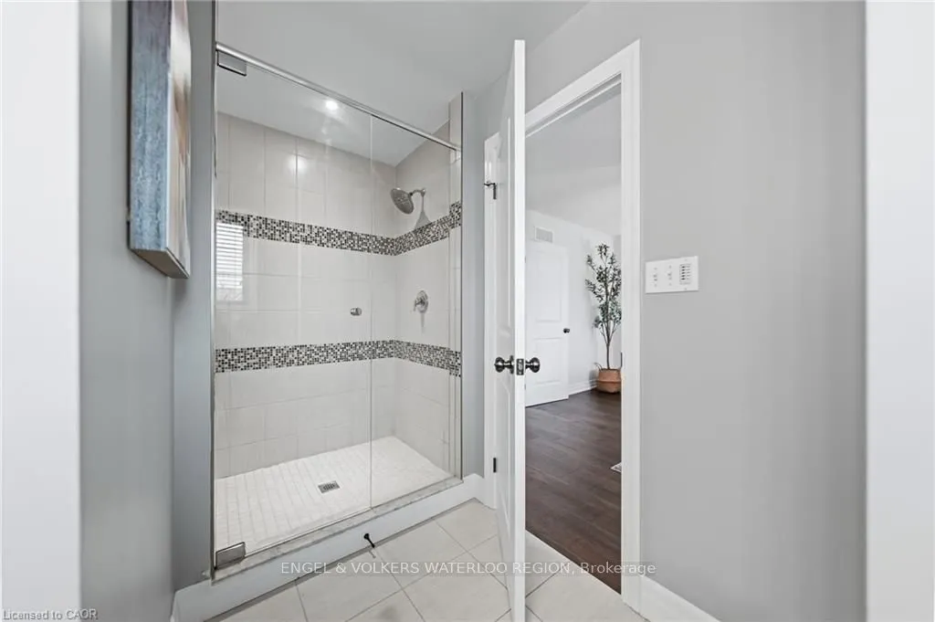 261 Watervale Crescent