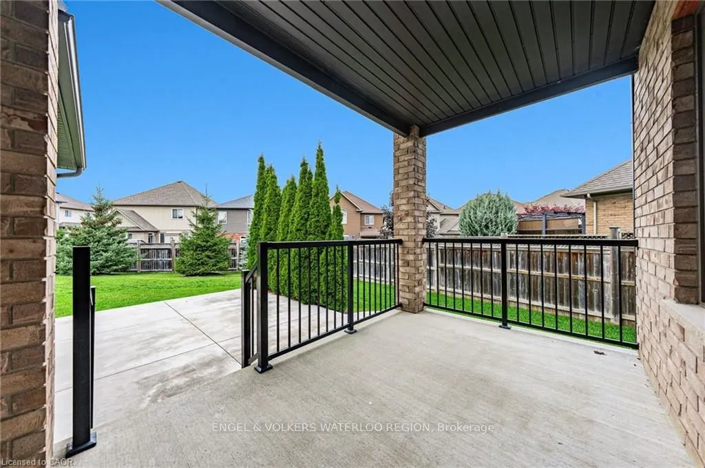 261 Watervale Crescent