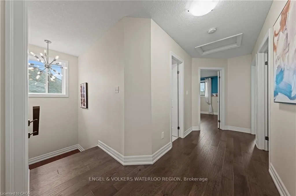261 Watervale Crescent