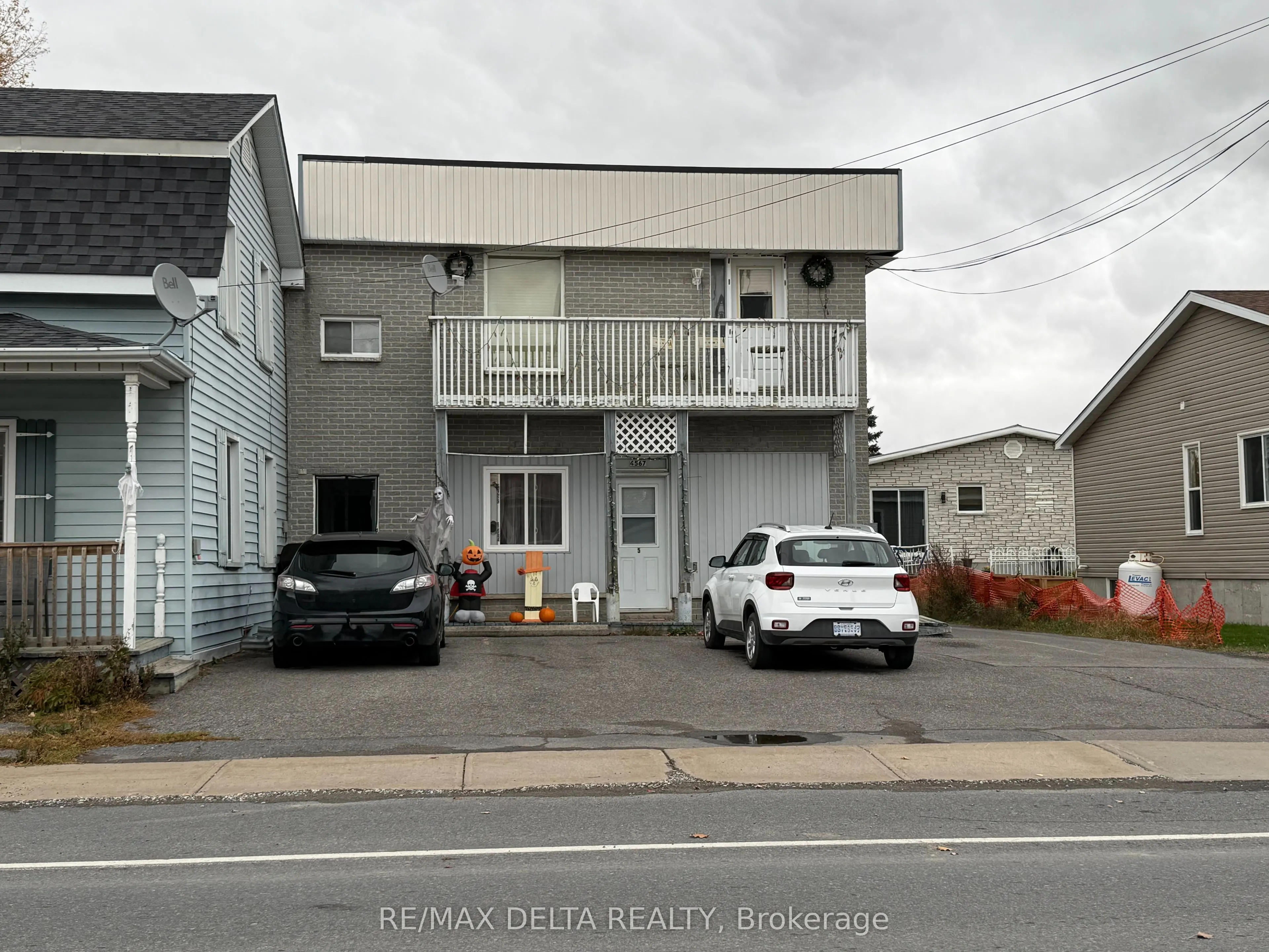 4567 STE-CATHERINE Street, #5