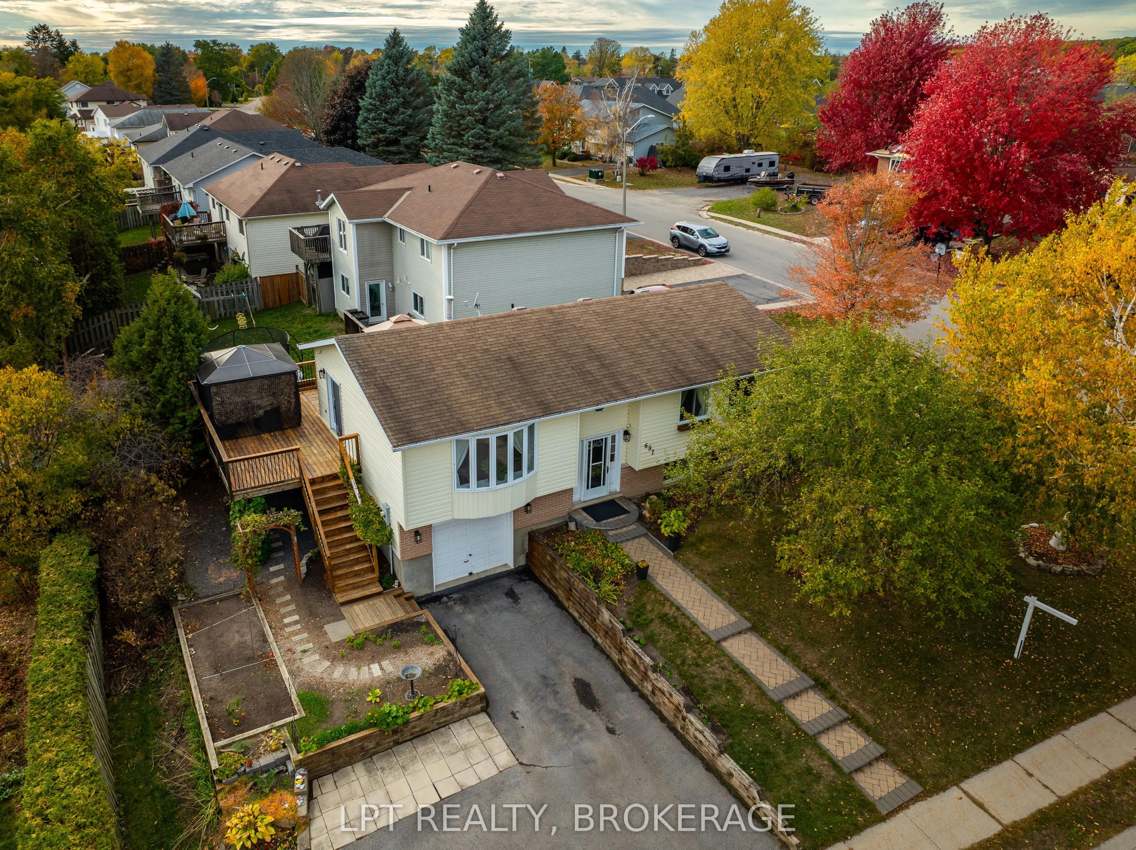 697 Macdonald Drive