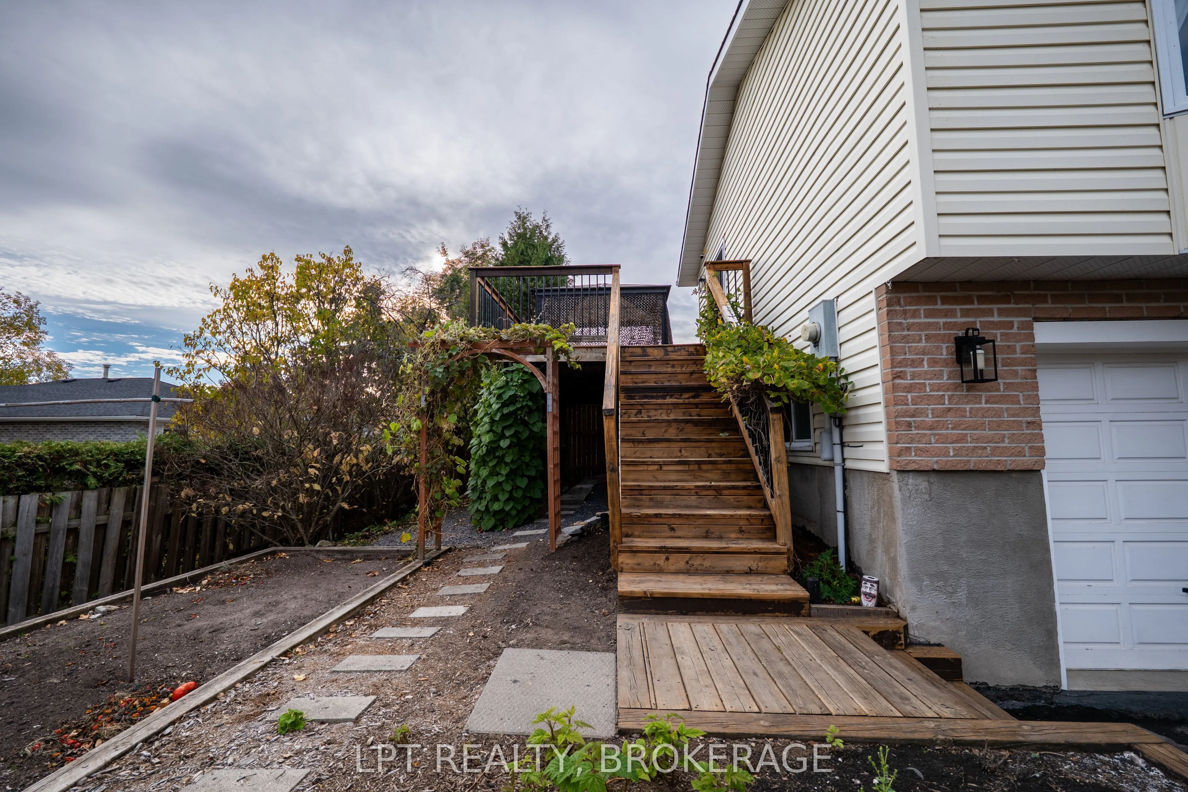 697 Macdonald Drive