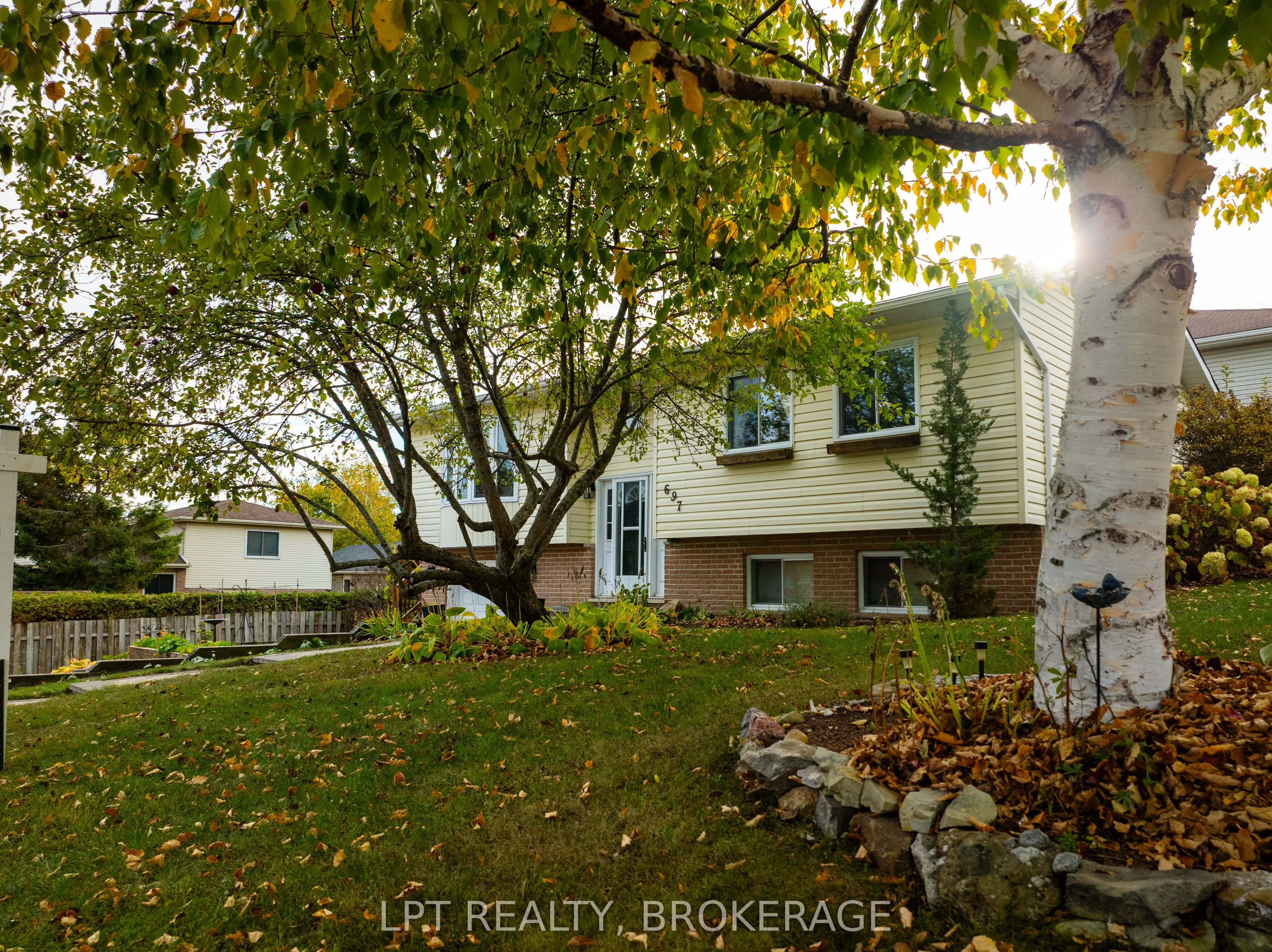 697 Macdonald Drive