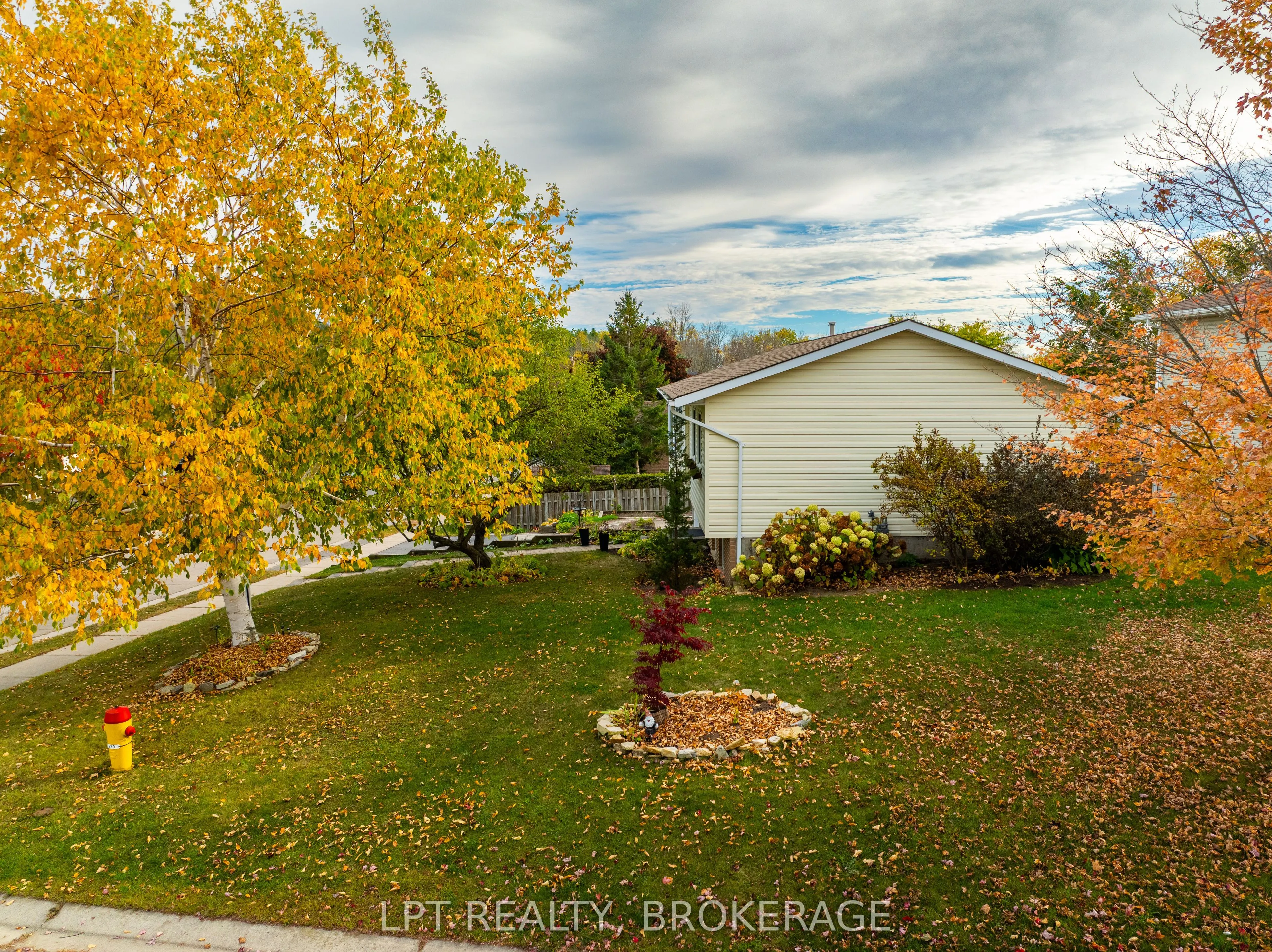 697 Macdonald Drive