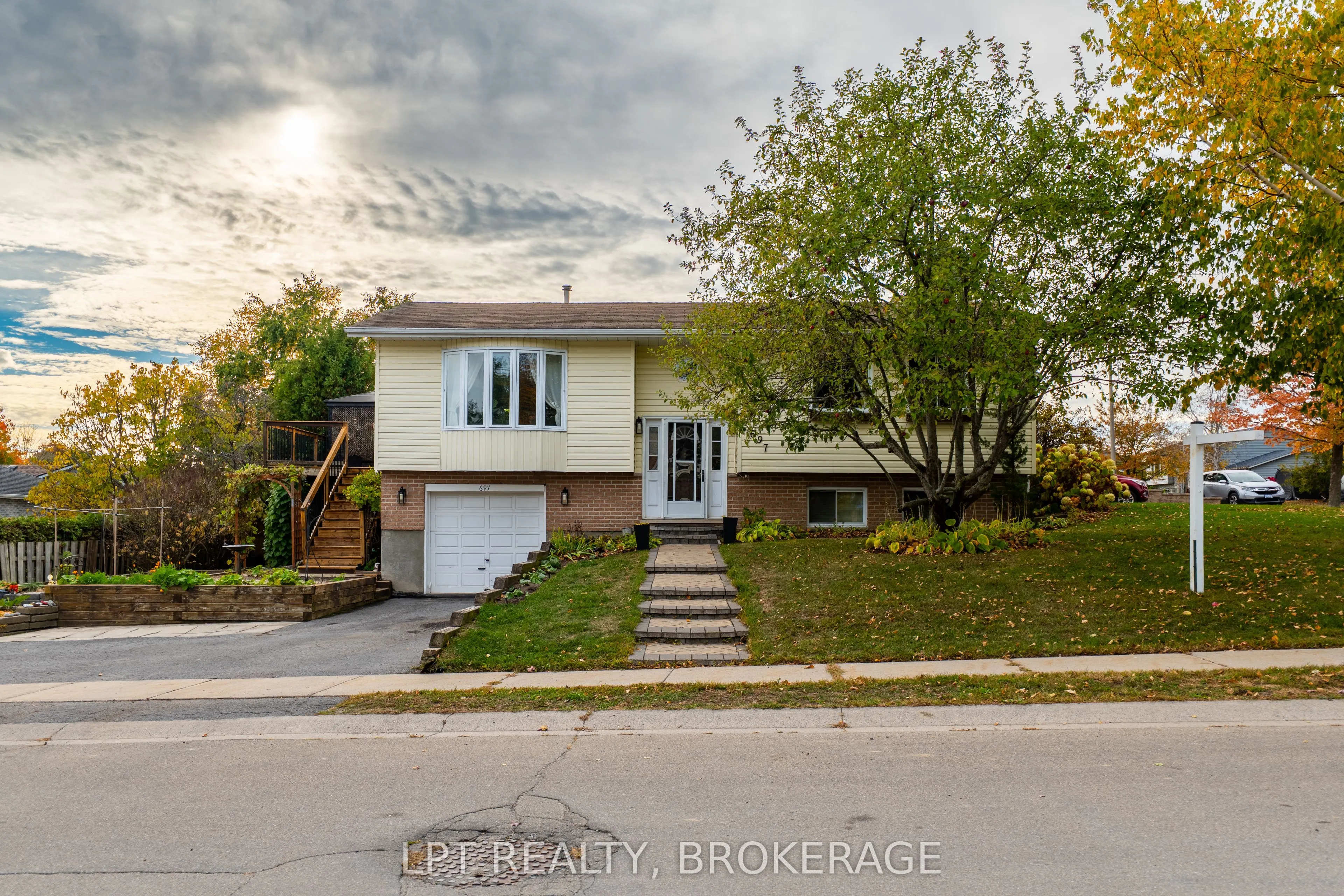 697 Macdonald Drive