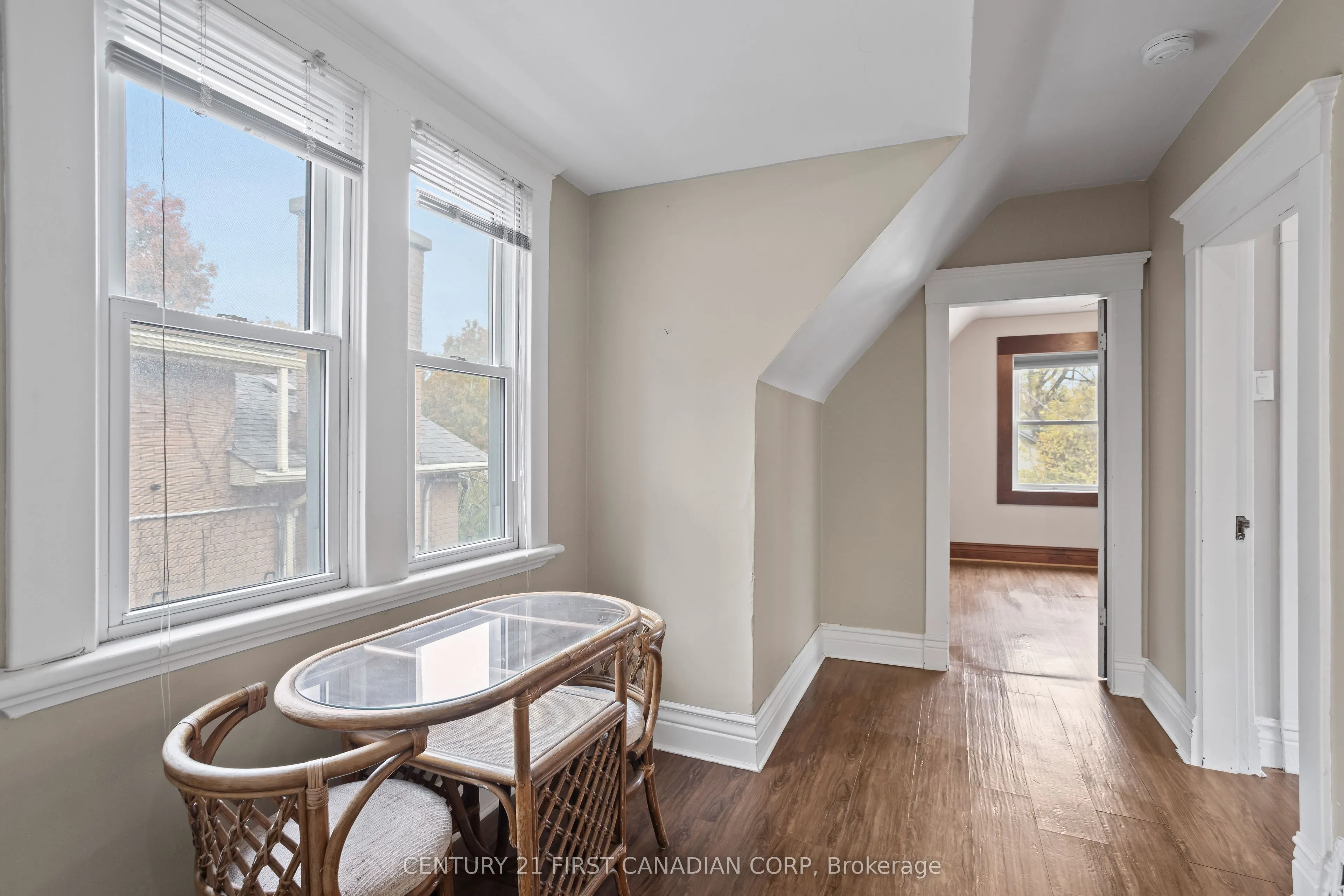 16 Woodward Avenue
