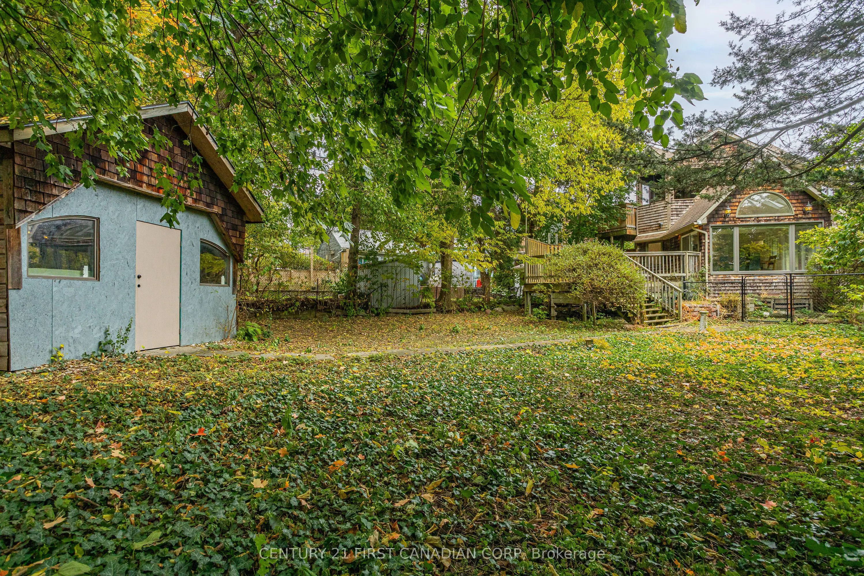 16 Woodward Avenue