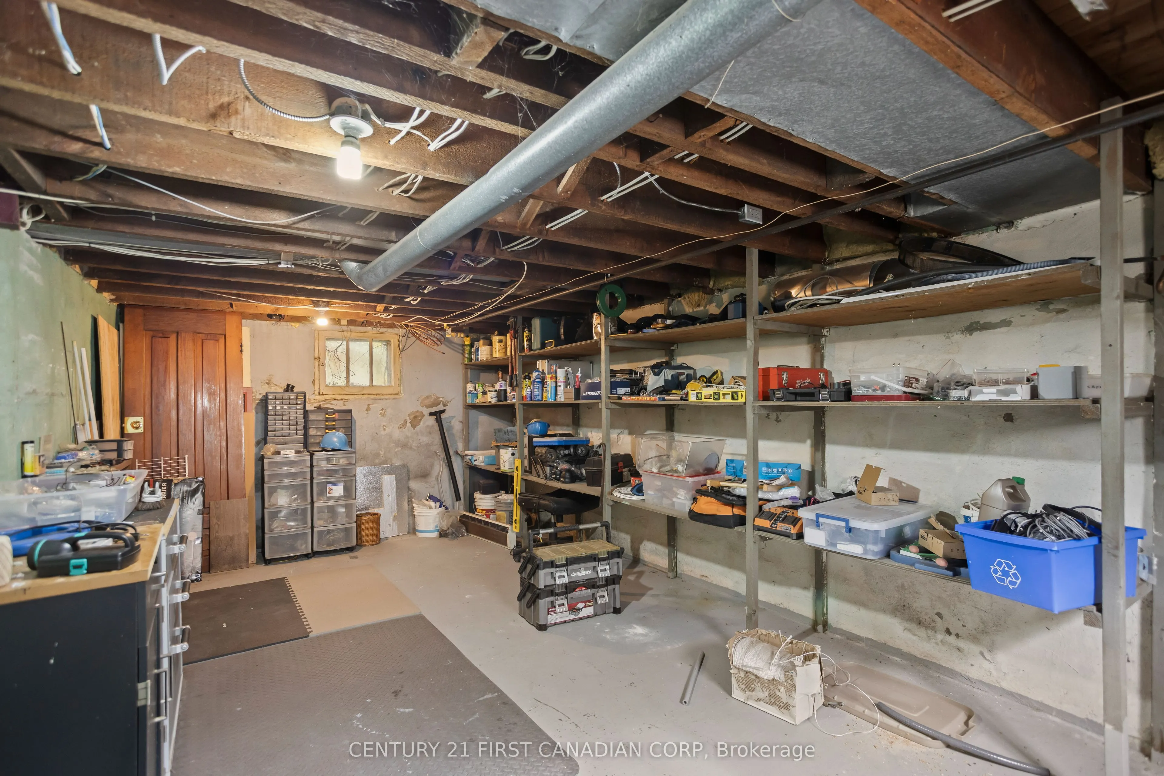 16 Woodward Avenue
